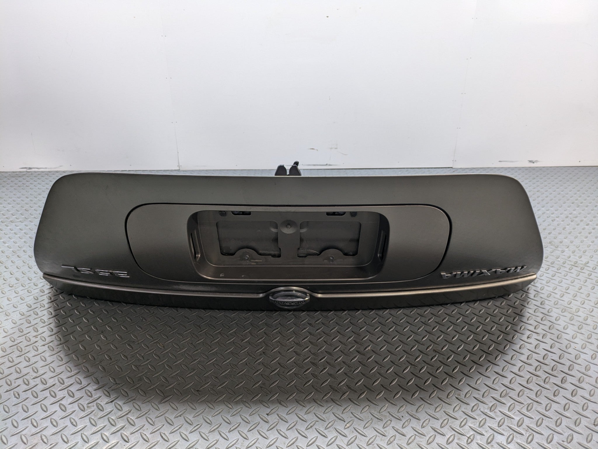 2004 - 2006 OEM NISSAN MAXIMA REAR TRUNK LID DOOR DECKLID PANEL WITH EMBLEM