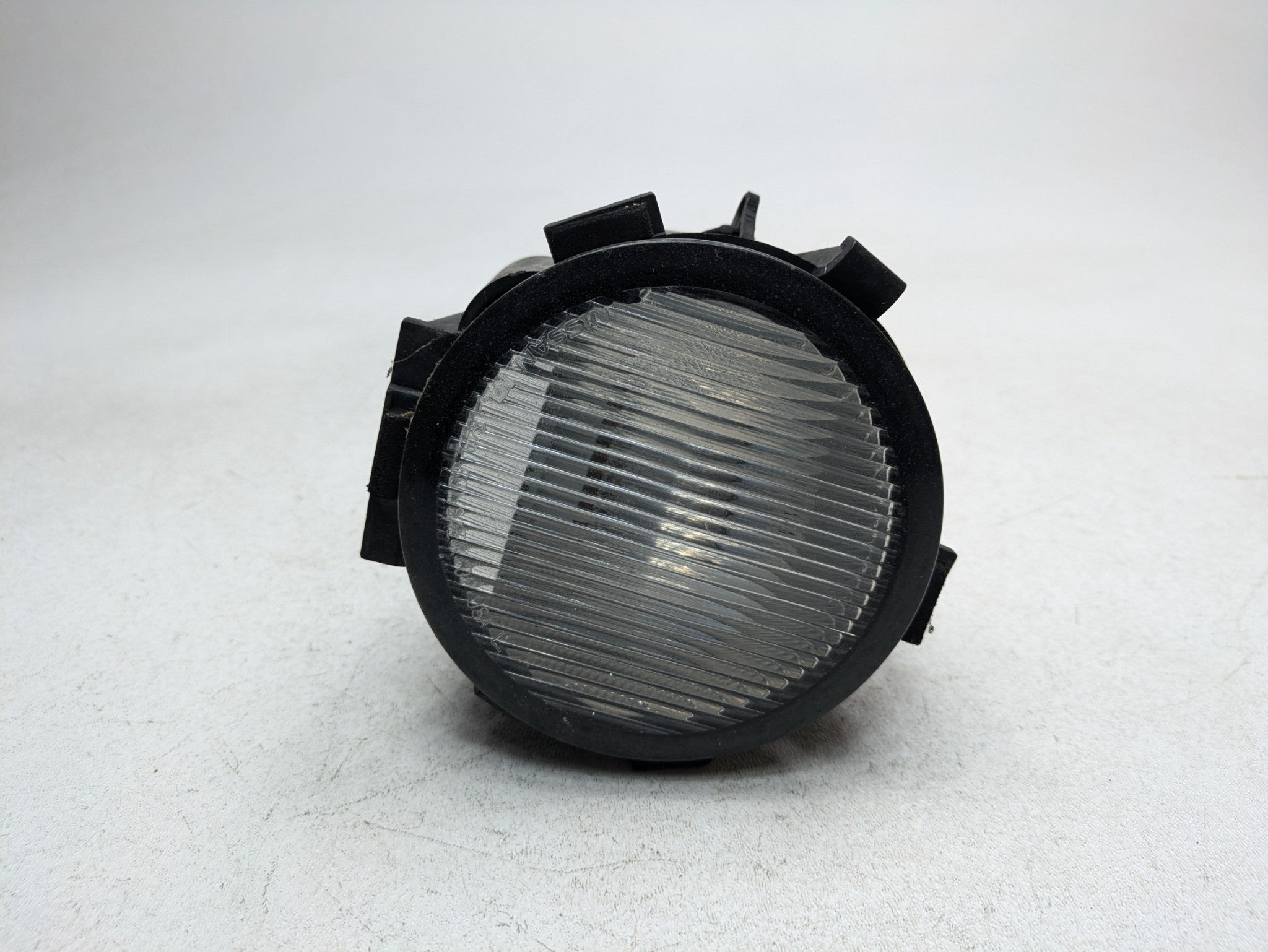 2004 - 2006 OEM NISSAN MAXIMA FRONT LEFT DRIVER SIDE FOG LIGHT LAMP ASSEMBLY