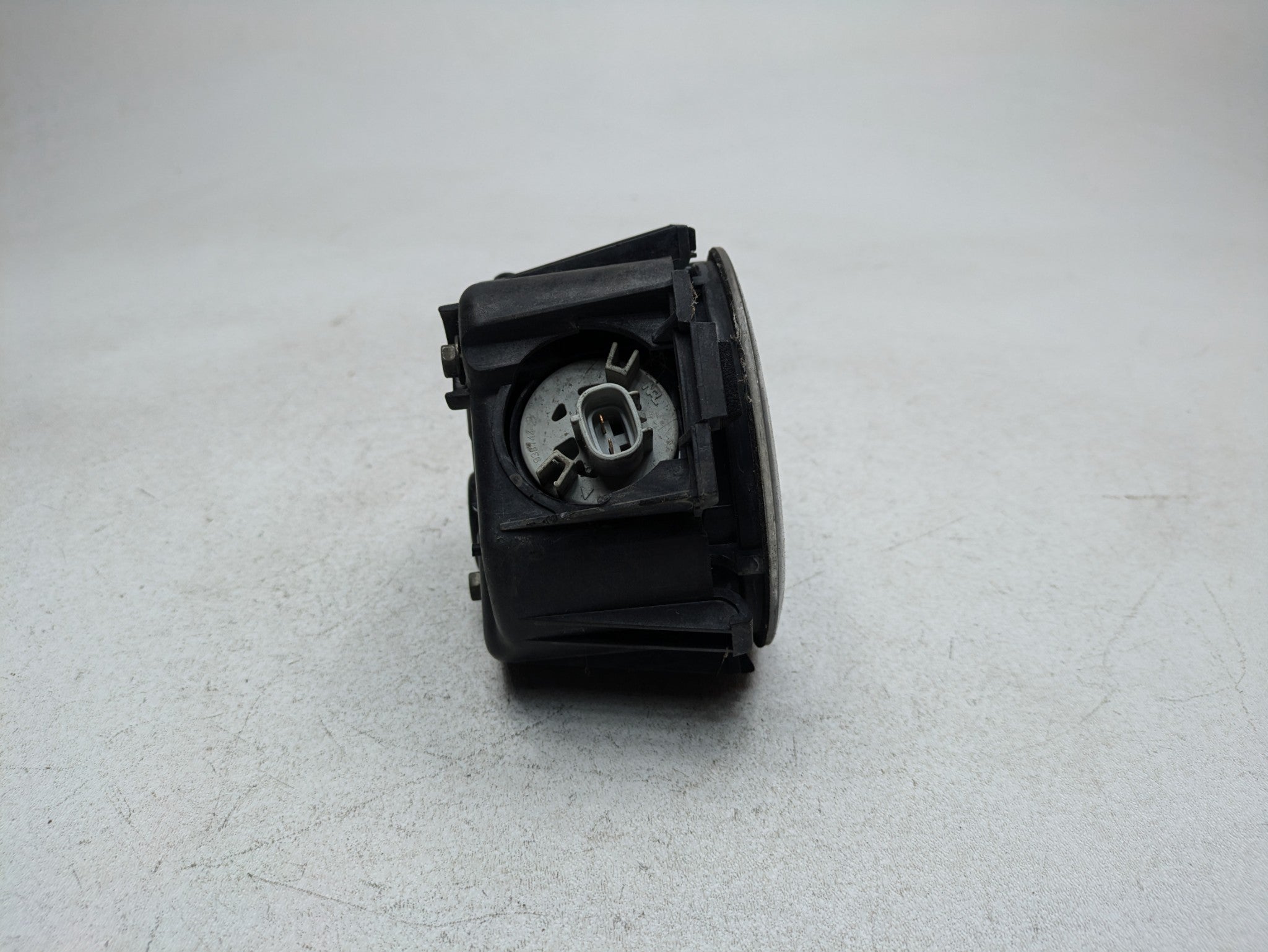 2004 - 2006 OEM NISSAN MAXIMA FRONT LEFT DRIVER SIDE FOG LIGHT LAMP ASSEMBLY