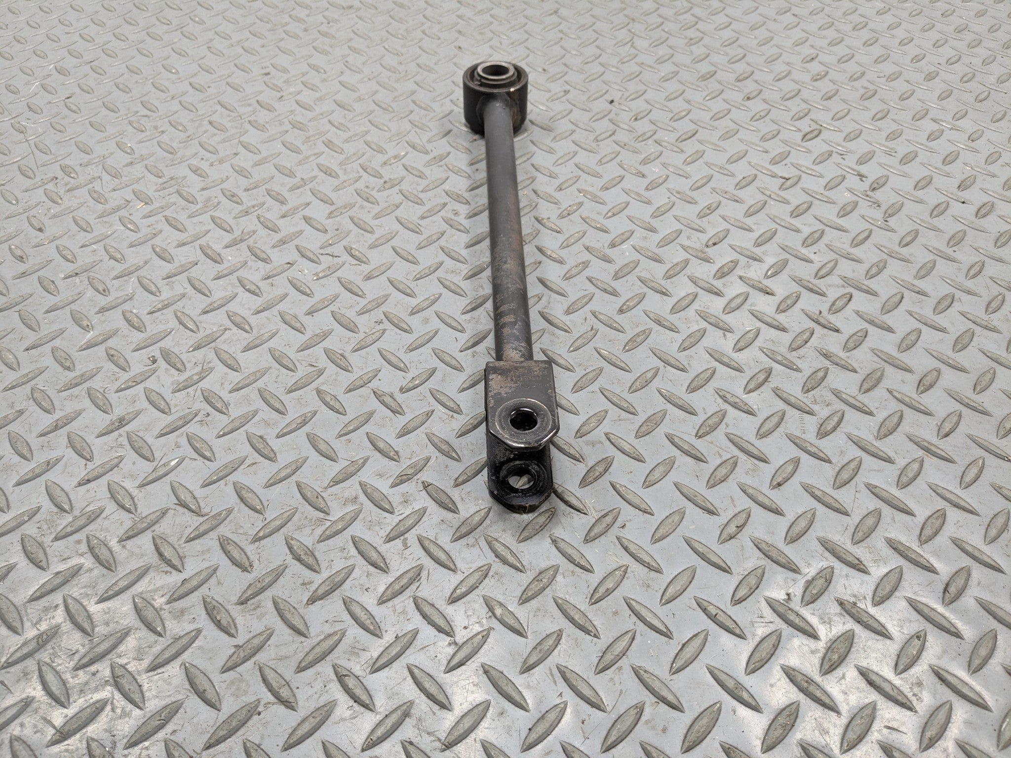 2004 - 2006 OEM NISSAN MAXIMA REAR LEFT DRIVER SIDE LOWER CONTROL TRAILING ARM