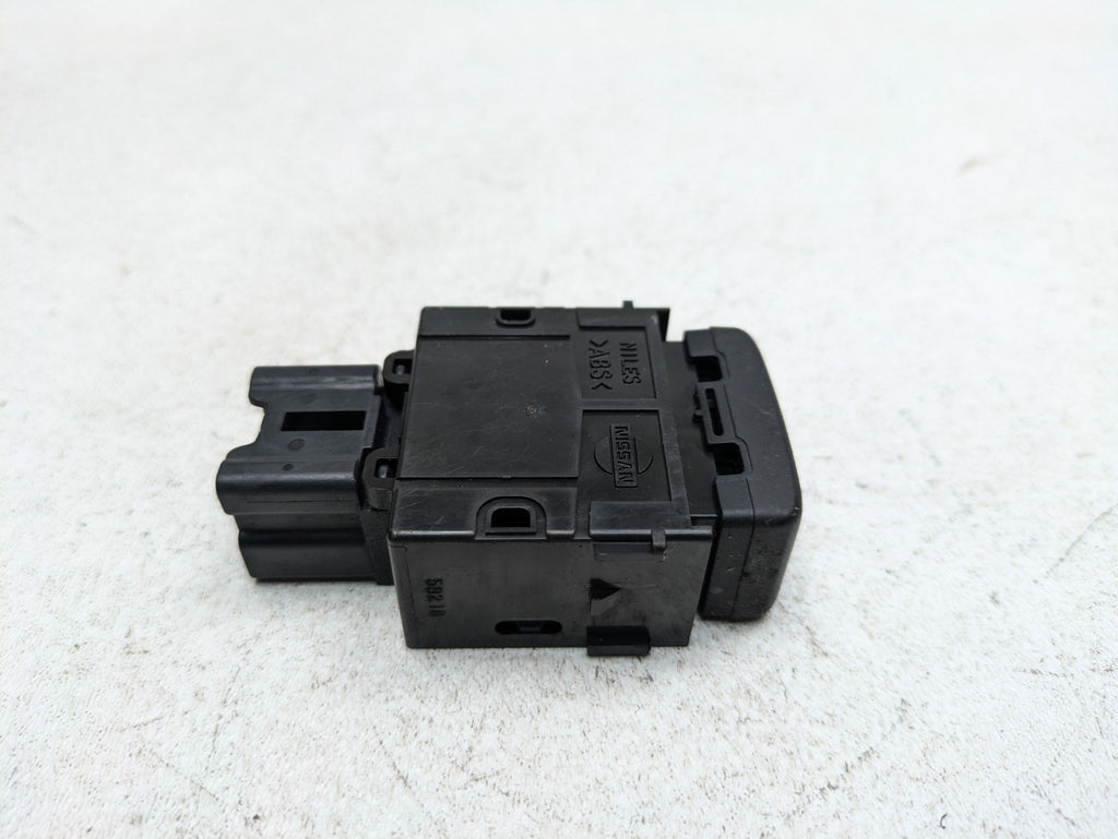 2004 - 2006 OEM NISSAN MAXIMA HEATED STEERING WHEEL CONTROL SWITCH UNIT