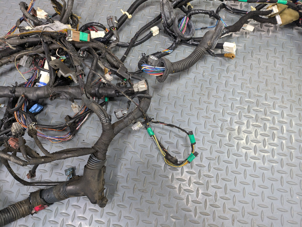 2004 - 2006 OEM NISSAN MAXIMA INTERIOR ENGINE WIRE HARNESS CABLE AND CONNECTOR