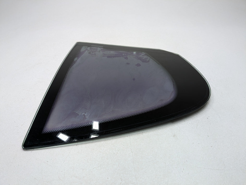 06 - 08 OEM BMW 328I REAR RIGHT SIDE DOOR WINDOW VENT GLASS WITH PRIVACY TINT