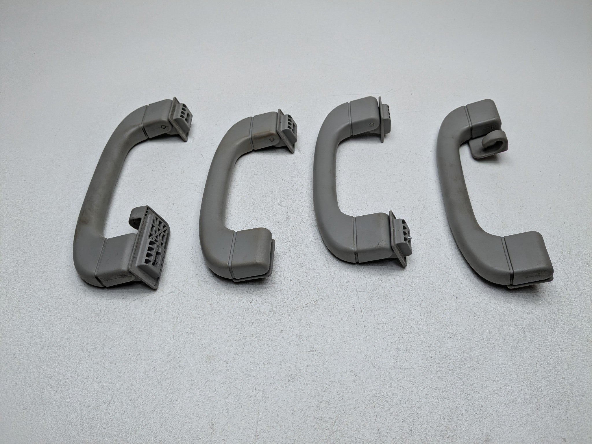 06 - 08 OEM BMW 328I FRONT AND REAR INTERIOR UPPER ROOF OVERHEAD GRAB BAR HANDLE