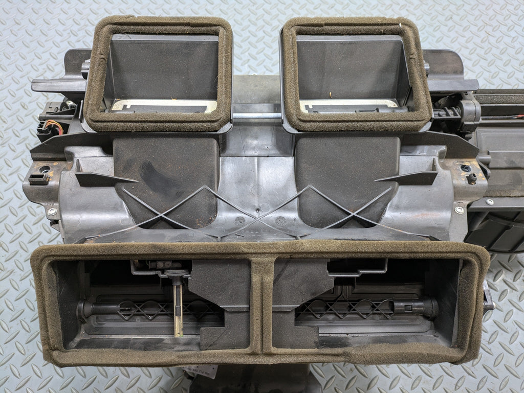 2006 - 2008 OEM BMW 328I AIR CONDITIONING EVAPORATOR HEATER CORE HOUSING