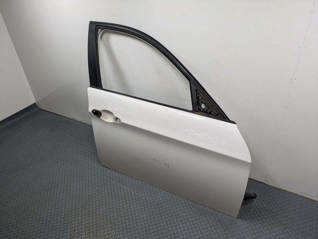 06 - 08 OEM BMW 328I FRONT RIGHT PASSENGER SIDE DOOR SHELL PANEL WHITE ASSEMBLY