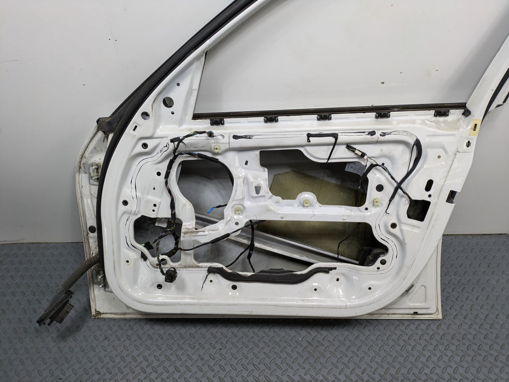 06 - 08 OEM BMW 328I FRONT RIGHT PASSENGER SIDE DOOR SHELL PANEL WHITE ASSEMBLY