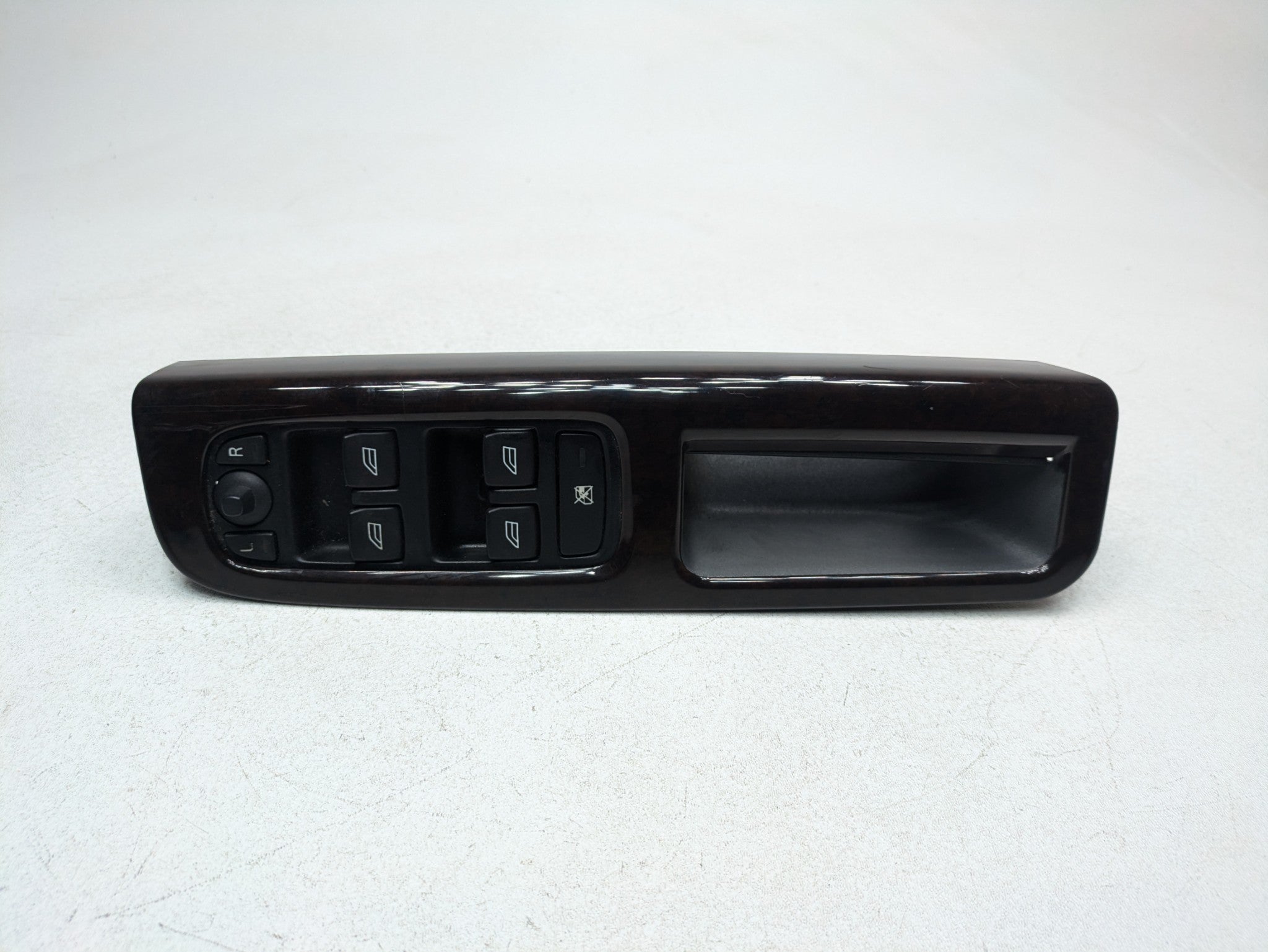 05 - 07 OEM VOLVO V50 FRONT LEFT DRIVER SIDE DOOR WINDOW MASTER SWITCH ASSEMBLY
