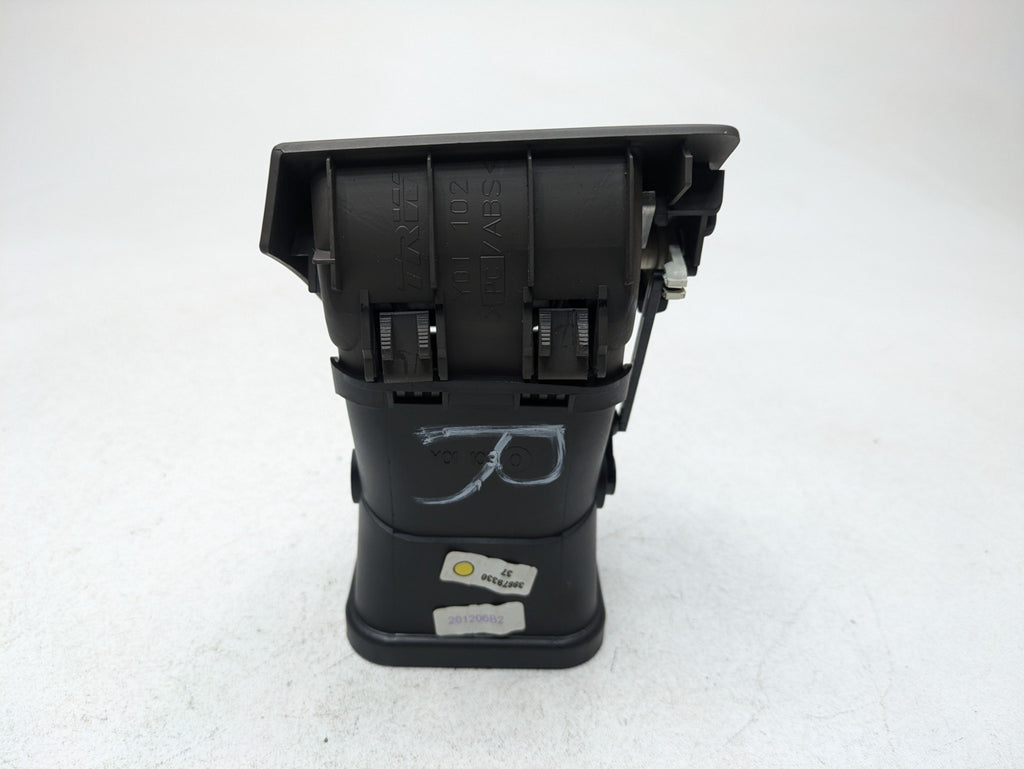 05 - 07 OEM VOLVO V50 RIGHT SIDE DASHBOARD AIR CONDITIONING HEATER VENT ASSEMBLY