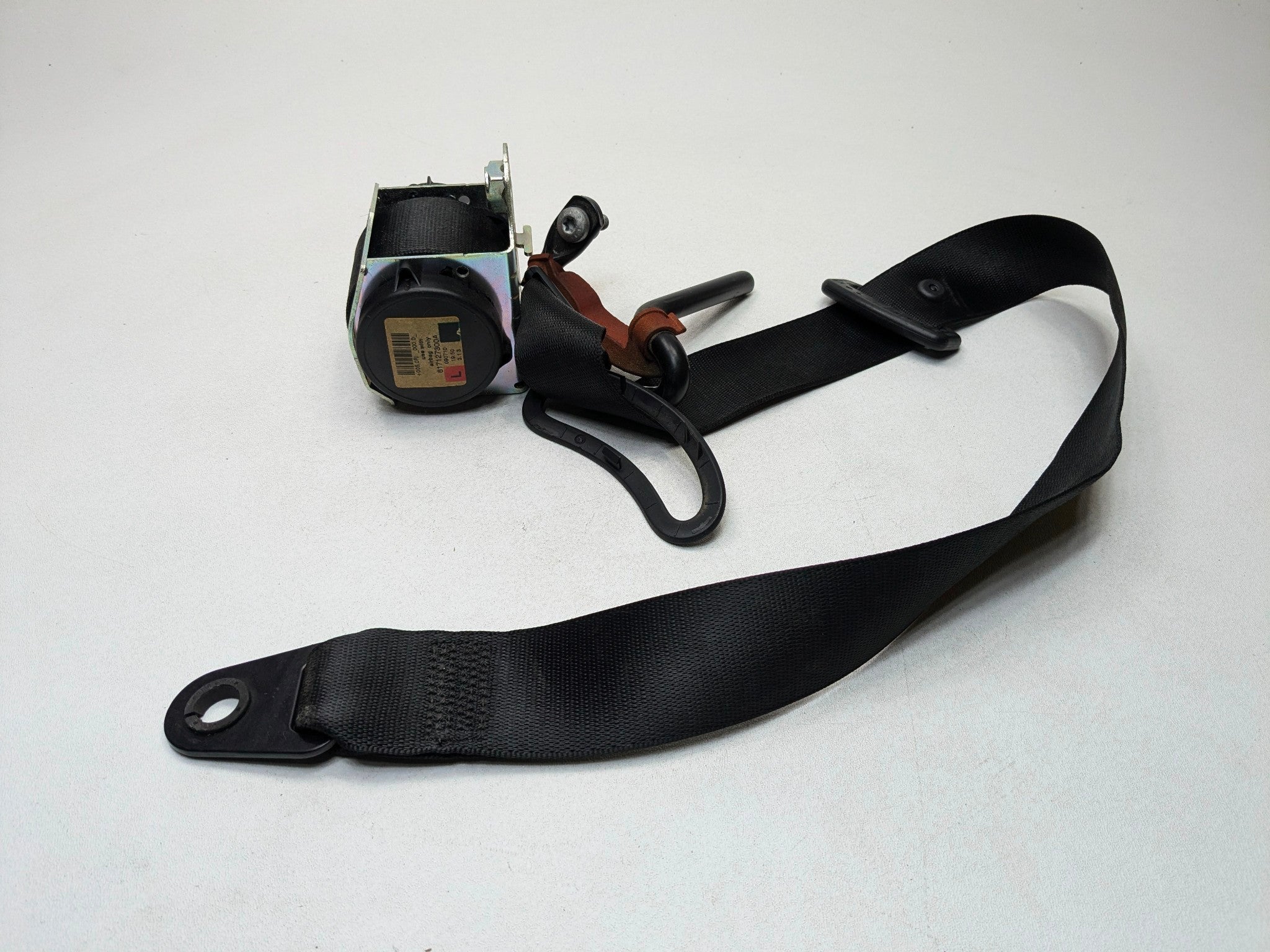 09 - 10 OEM MINI COOPER CONVERTIBLE FRONT LEFT DRIVER SIDE RETRACTOR SEAT BELT