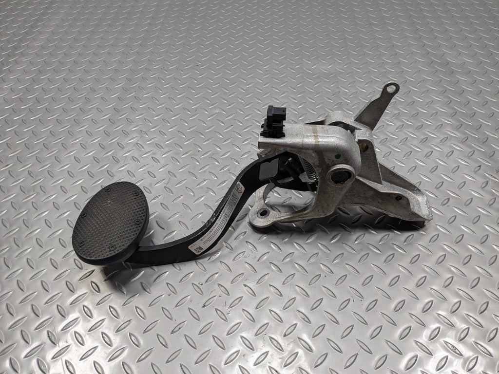 2009 - 2010 OEM MINI COOPER CONVERTIBLE COMPLETE FOOT STEP BRAKE PEDAL ASSEMBLY