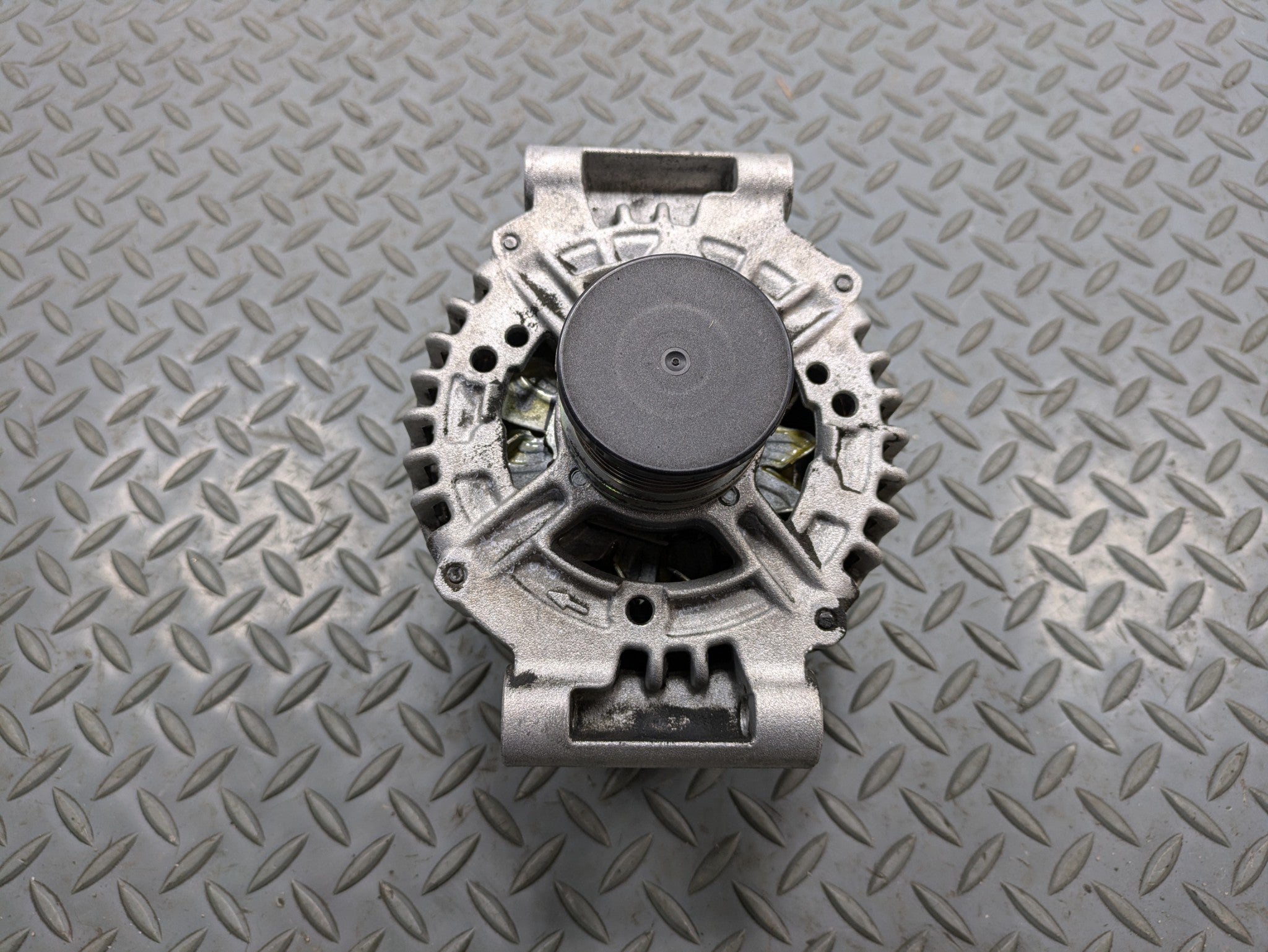 2009 - 2010 OEM MINI COOPER CONVERTIBLE POWER GENERATOR ENGINE MOTOR ALTERNATOR