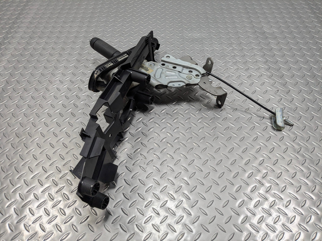 2009 - 2010 OEM MINI COOPER CONVERTIBLE EMERGENCY PARKING HAND BRAKE LEVER