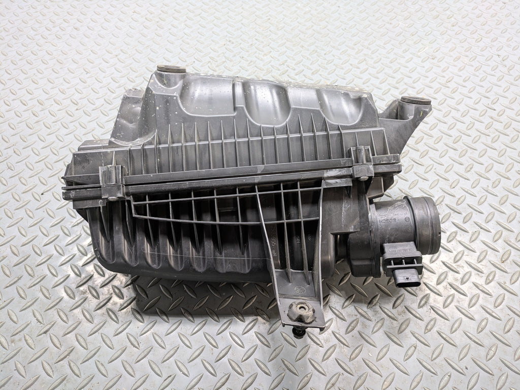2009 - 2010 OEM MINI COOPER CONVERTIBLE AIR CLEANER FILTER HOUSING BOX ASSEMBLY