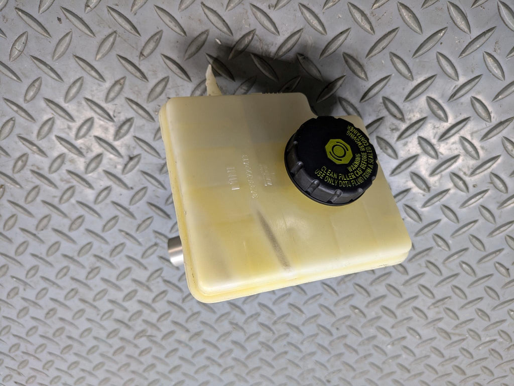 2009 - 2010 OEM MINI COOPER CONVERTIBLE BRAKE MASTER CYLINDER WITH RESERVOIR