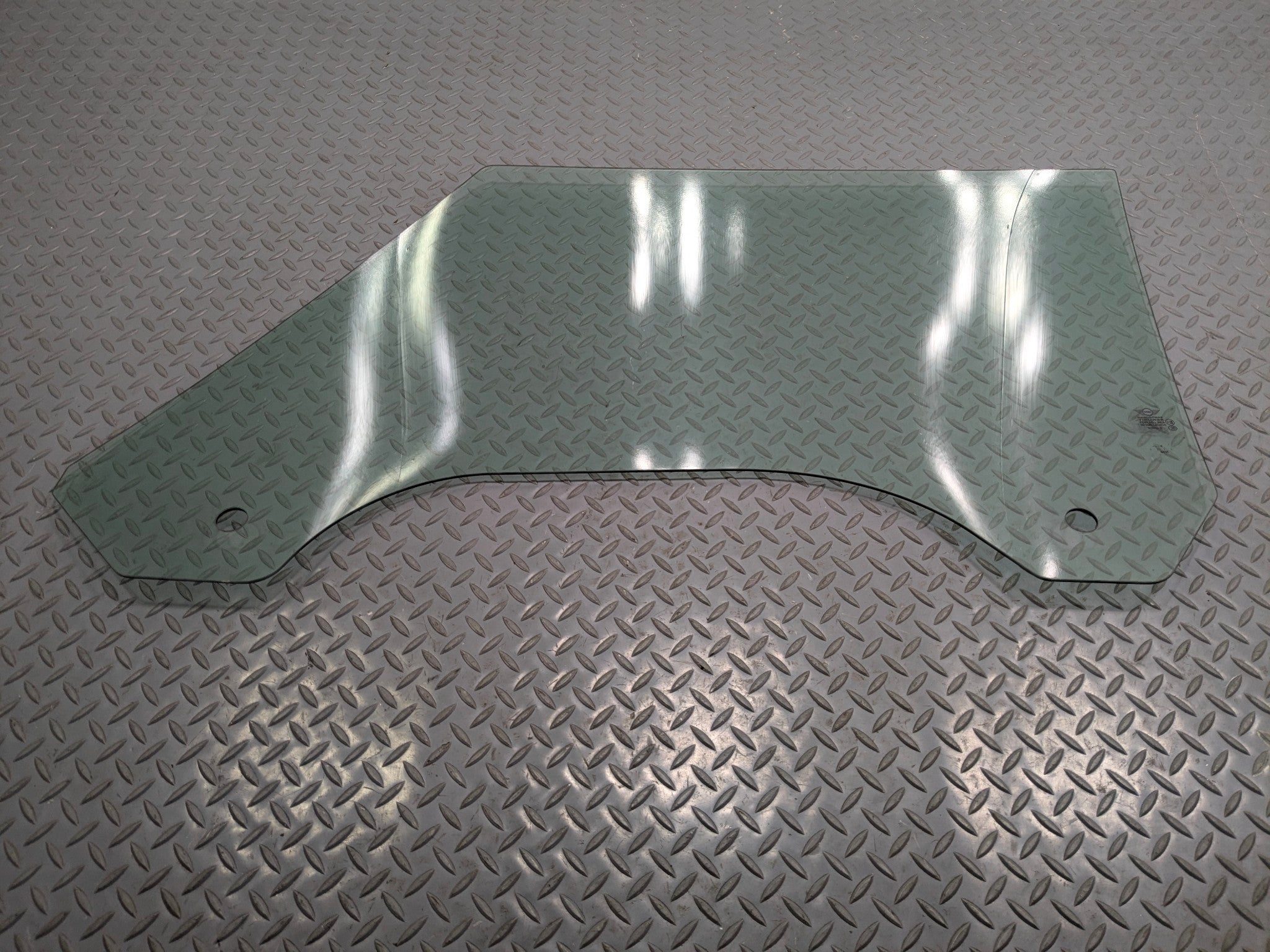 09 - 10 OEM MINI COOPER CONVERTIBLE FRONT RIGHT PASSENGER SIDE DOOR GLASS WINDOW