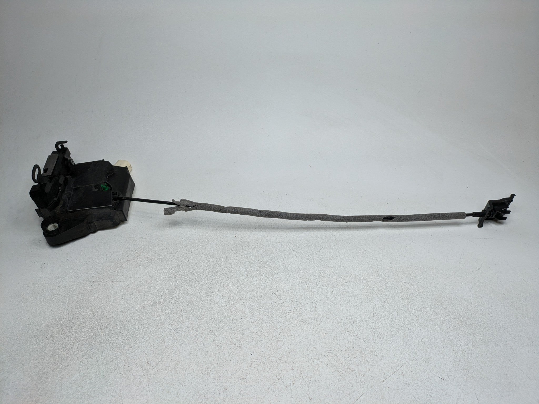 2009 - 2010 OEM MINI COOPER CONVERTIBLE FRONT LEFT SIDE DOOR LATCH LOCK ACTUATOR