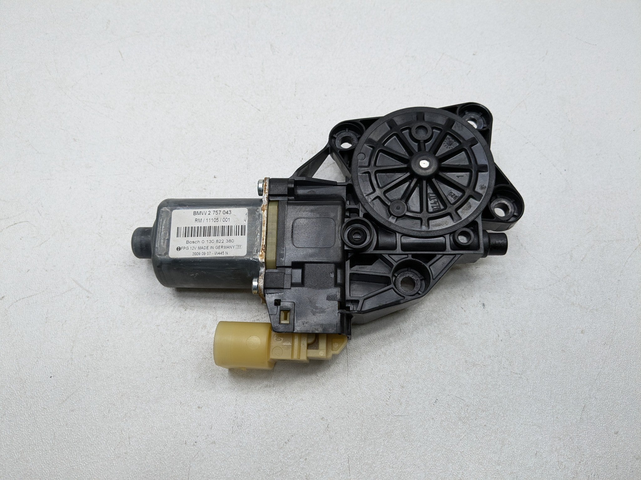 09 - 10 OEM MINI COOPER CONVERTIBLE FRONT LEFT POWER WINDOW MOTOR ASSEMBLY