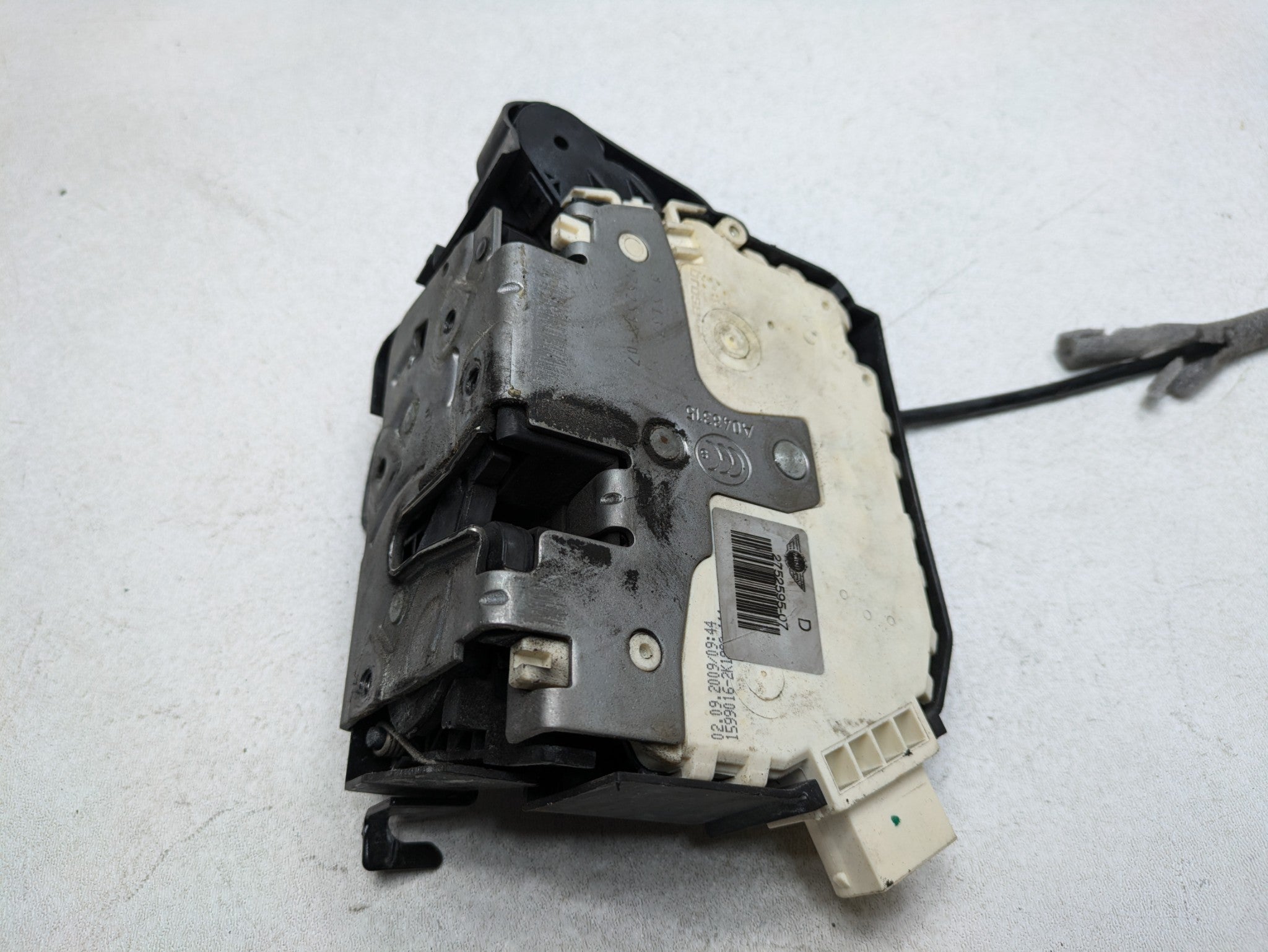 2009 - 2010 OEM MINI COOPER CONVERTIBLE FRONT LEFT SIDE DOOR LATCH LOCK ACTUATOR