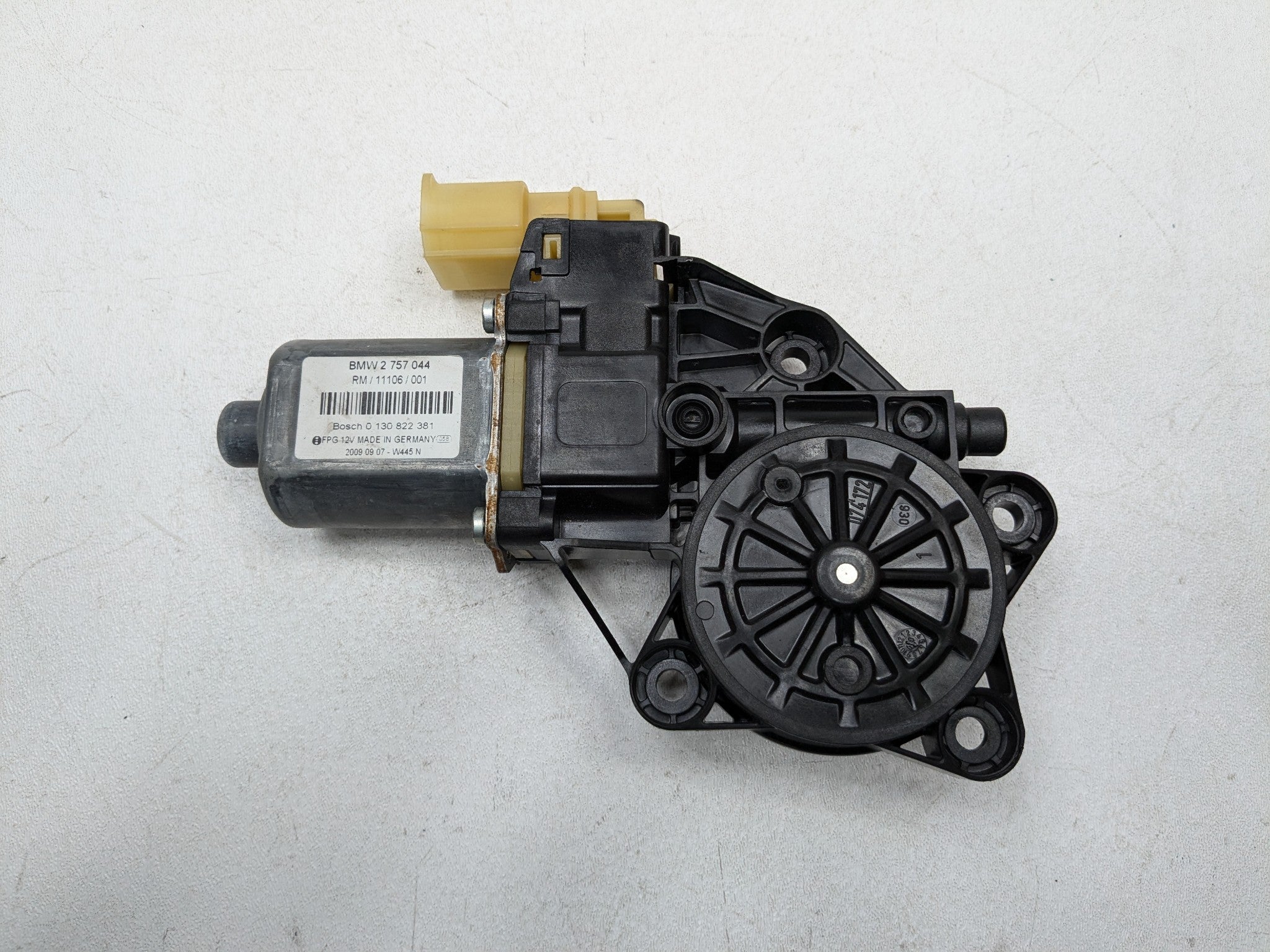 09 - 10 OEM MINI COOPER CONVERTIBLE FRONT RIGHT POWER WINDOW MOTOR ASSEMBLY