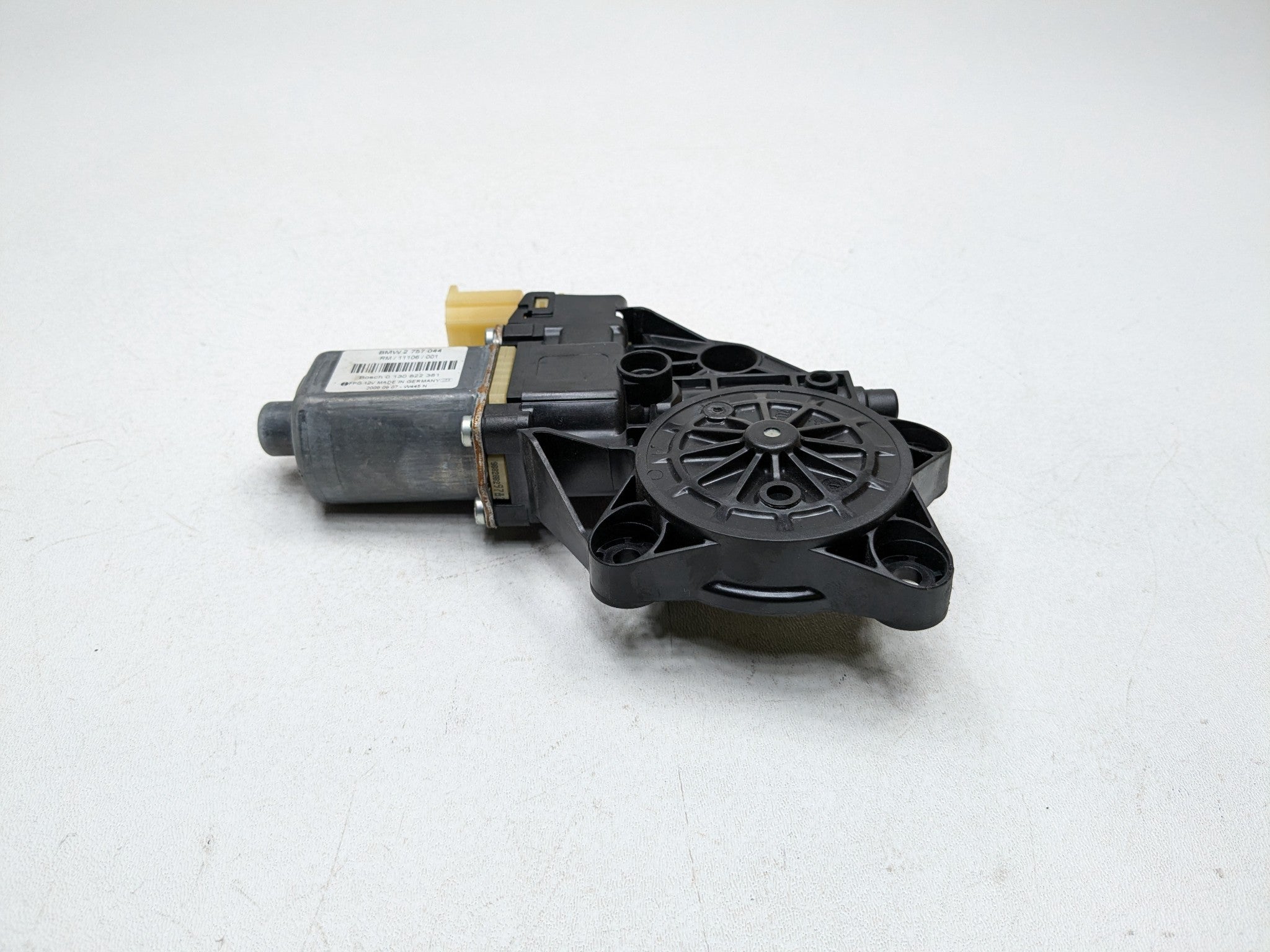 09 - 10 OEM MINI COOPER CONVERTIBLE FRONT RIGHT POWER WINDOW MOTOR ASSEMBLY