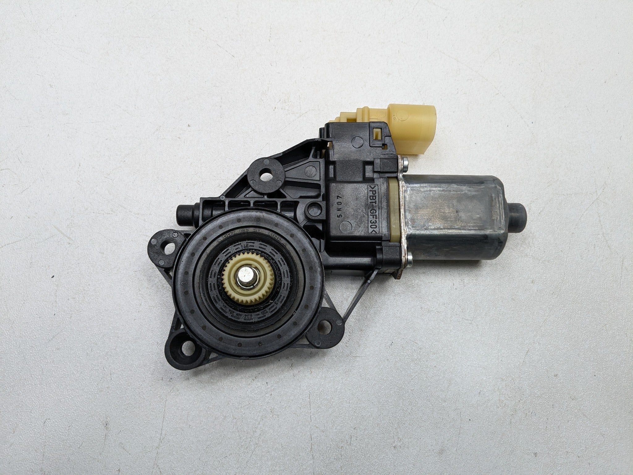 09 - 10 OEM MINI COOPER CONVERTIBLE FRONT RIGHT POWER WINDOW MOTOR ASSEMBLY