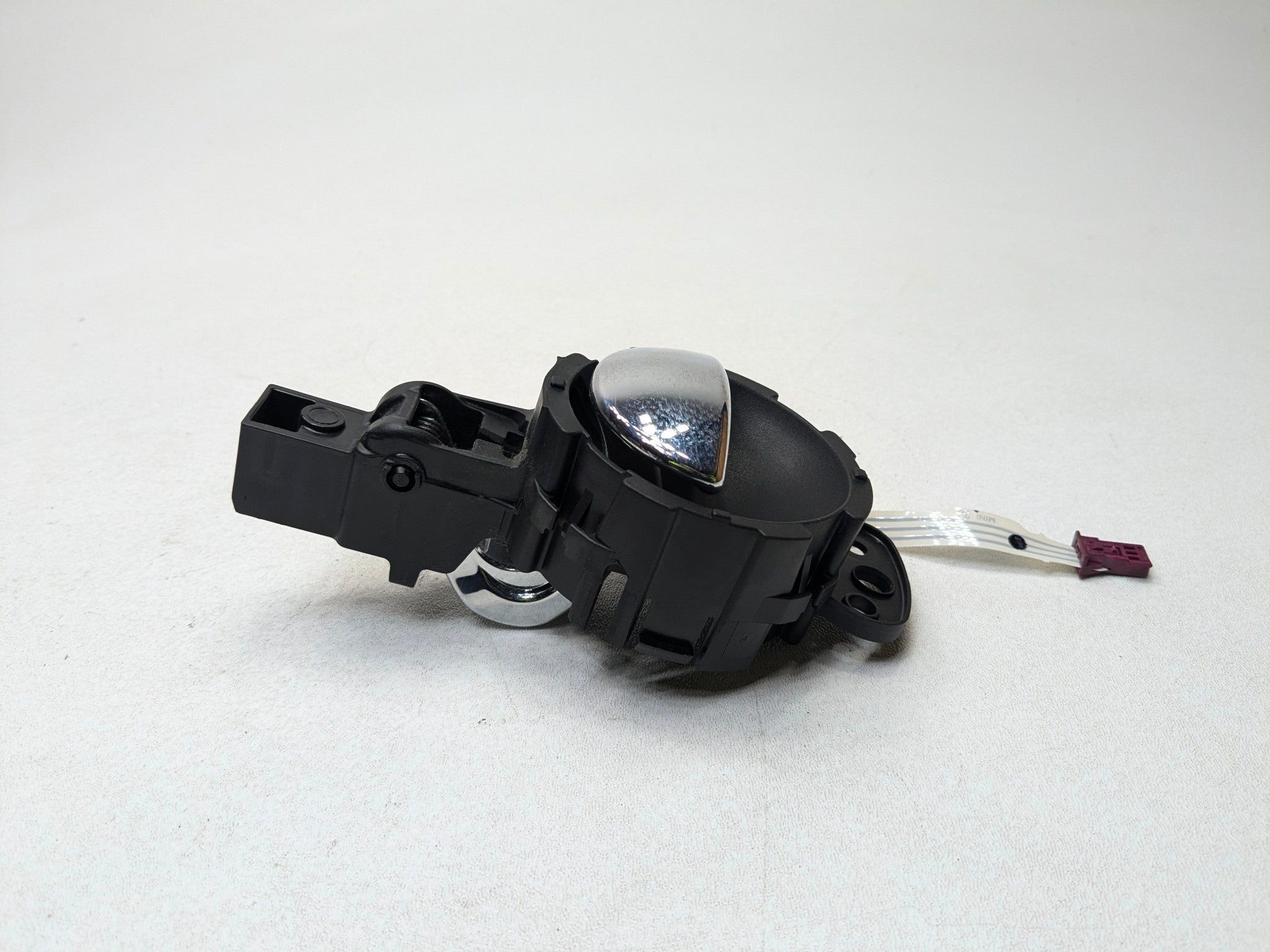 09 - 10 OEM MINI COOPER CONVERTIBLE FRONT LEFT DRIVER SIDE INTERIOR DOOR HANDLE