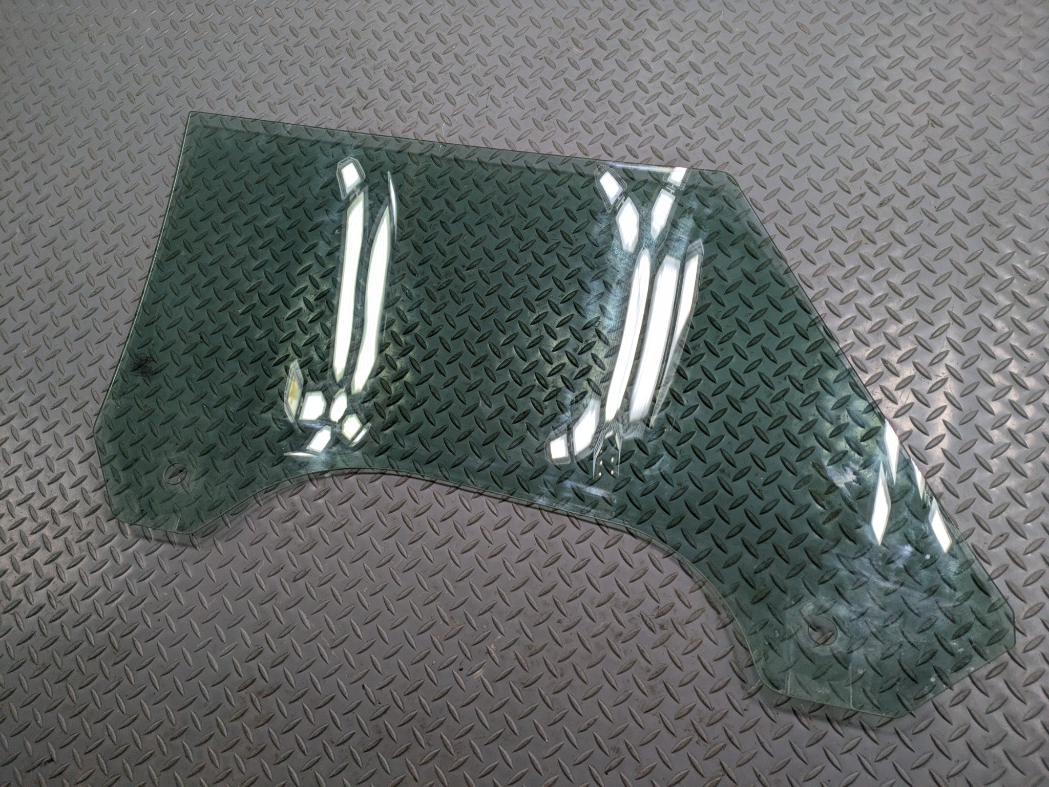 2009 - 2010 OEM MINI COOPER CONVERTIBLE FRONT LEFT DRIVER SIDE DOOR WINDOW GLASS