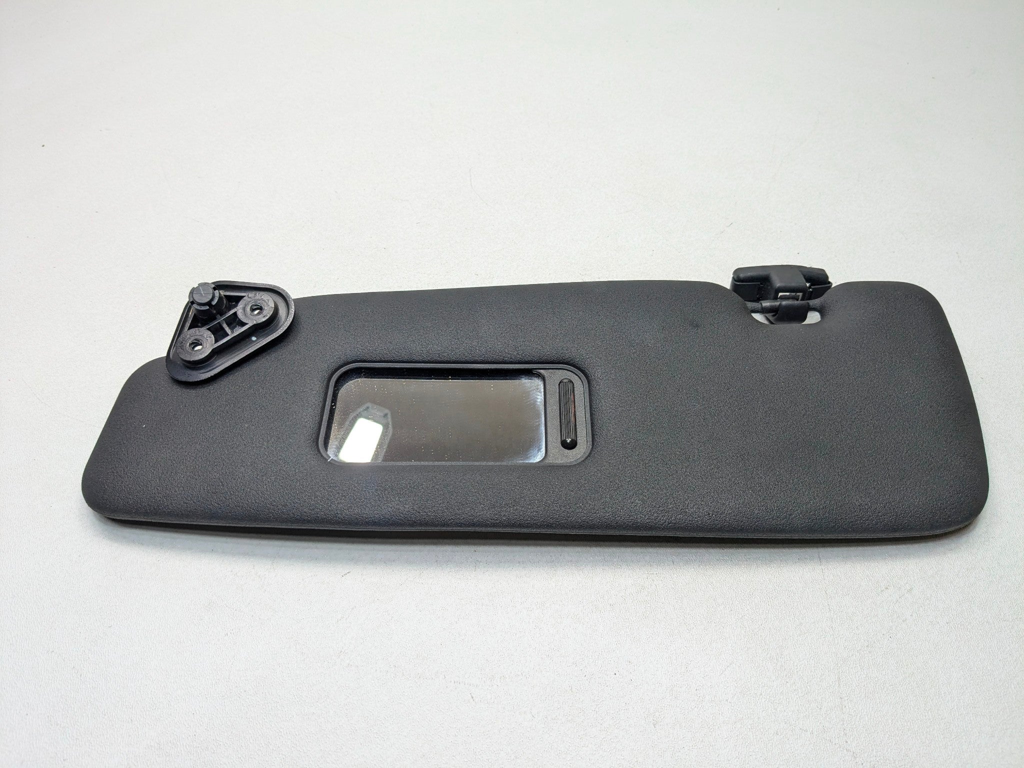 2009 - 2010 OEM MINI COOPER CONVERTIBLE FRONT LEFT INTERIOR SUN VISOR BLACK