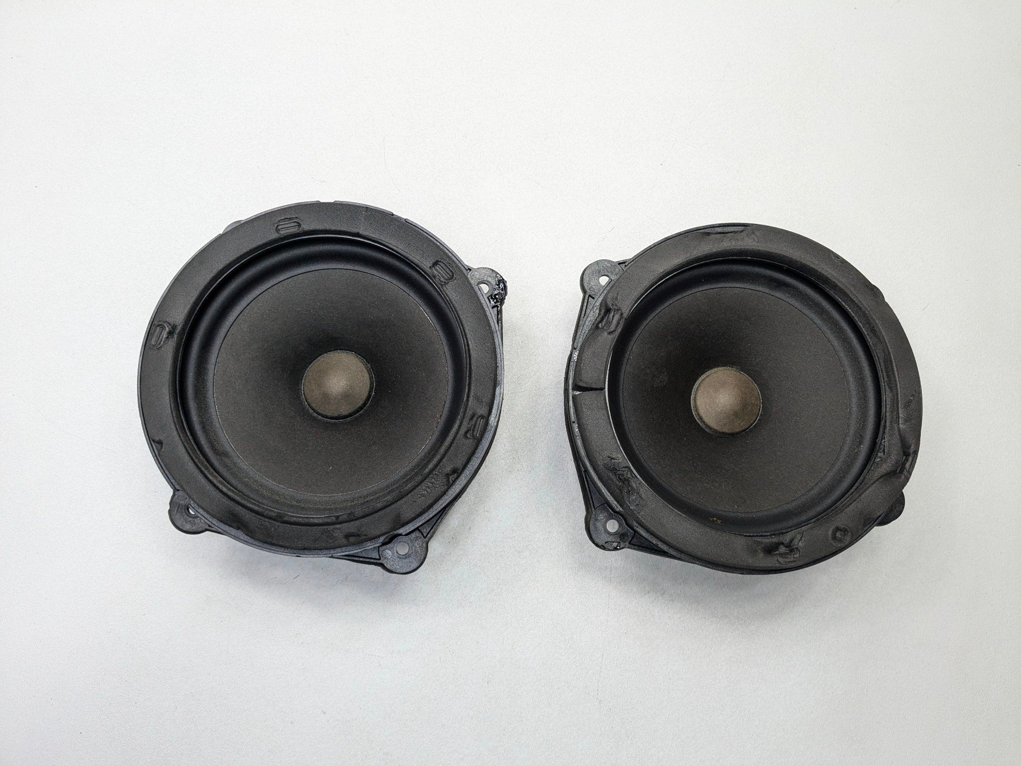 09 - 10 OEM MINI COOPER CONVERTIBLE INTERIOR AUDIO SOUND SYSTEM SPEAKER SET OF 7