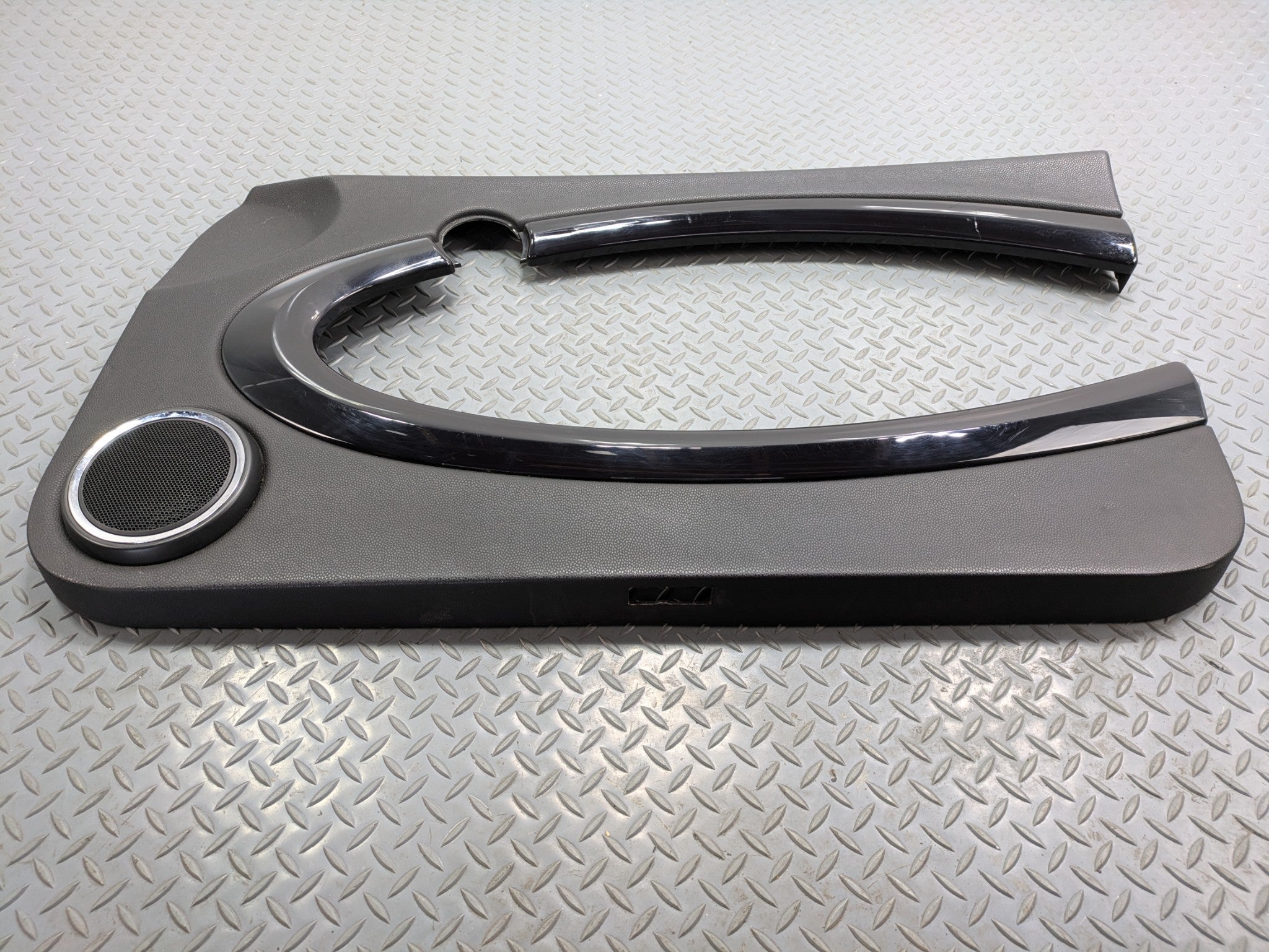 09 - 10 OEM MINI COOPER CONVERTIBLE FRONT RIGHT SIDE INTERIOR DOOR PANEL TRIM