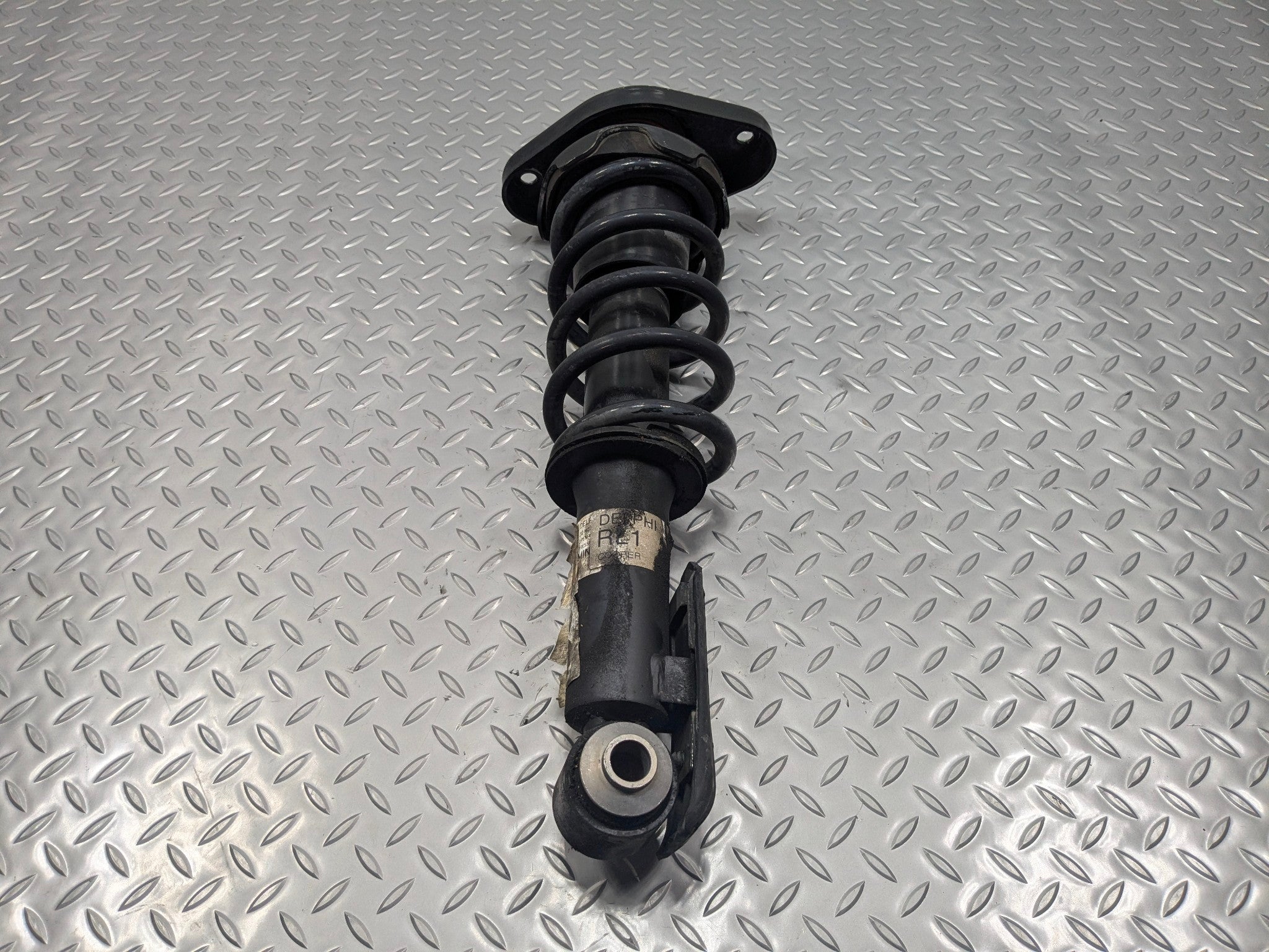 09 - 10 OEM MINI COOPER CONVERTIBLE REAR RIGHT SIDE AIR SUSPENSION SHOCK STRUT