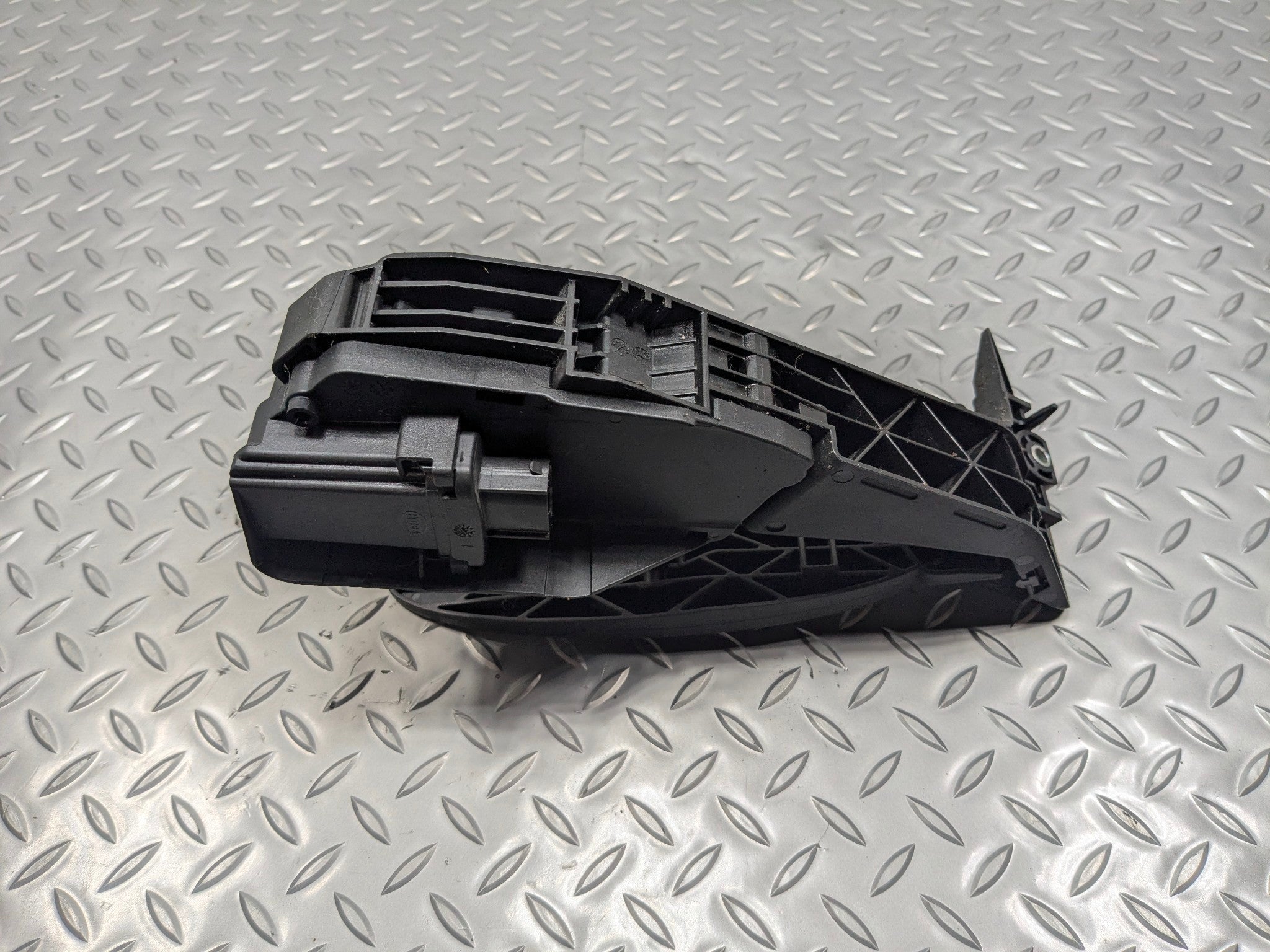 2009 - 2010 OEM MINI COOPER CONVERTIBLE GAS BRAKE ACCELERATOR THROTTLE PEDAL