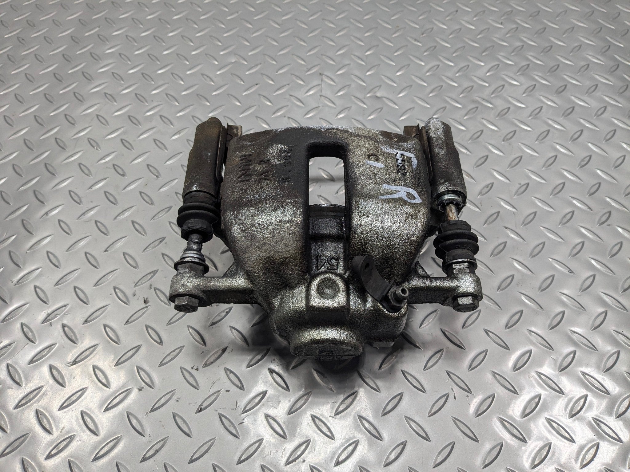 2009 - 2010 OEM MINI COOPER CONVERTIBLE FRONT RIGHT PASSENGER SIDE BRAKE CALIPER