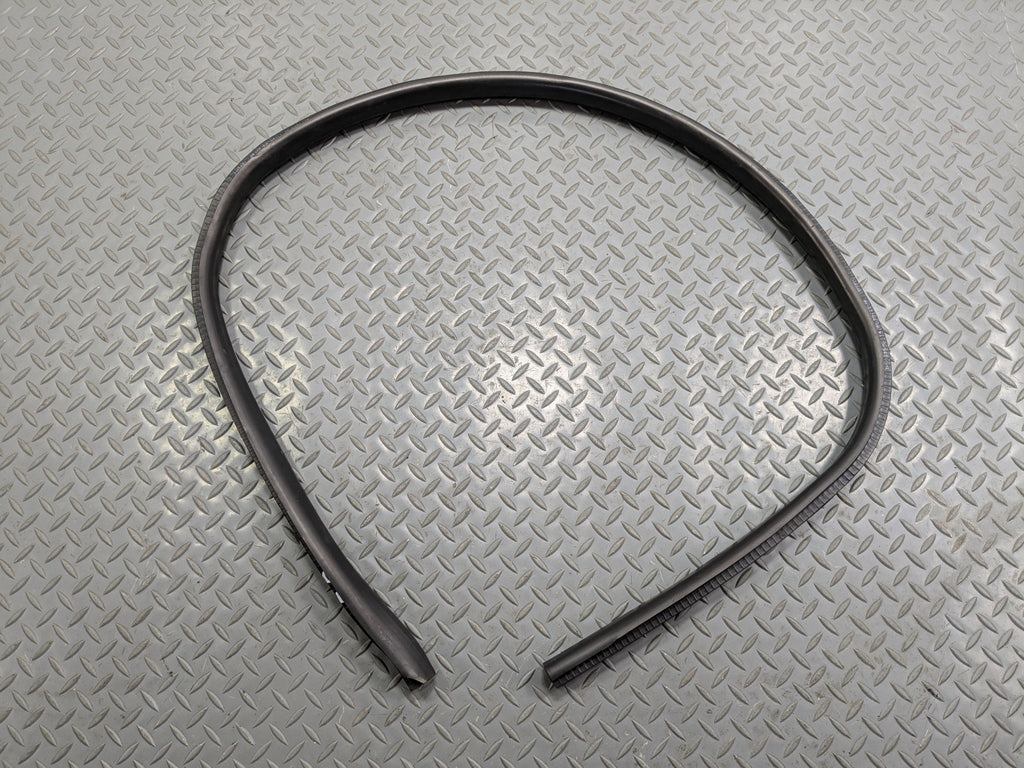 09 - 10 OEM MINI COOPER CONVERTIBLE FRONT RIGHT DOOR WEATHER STRIPPING SEAL