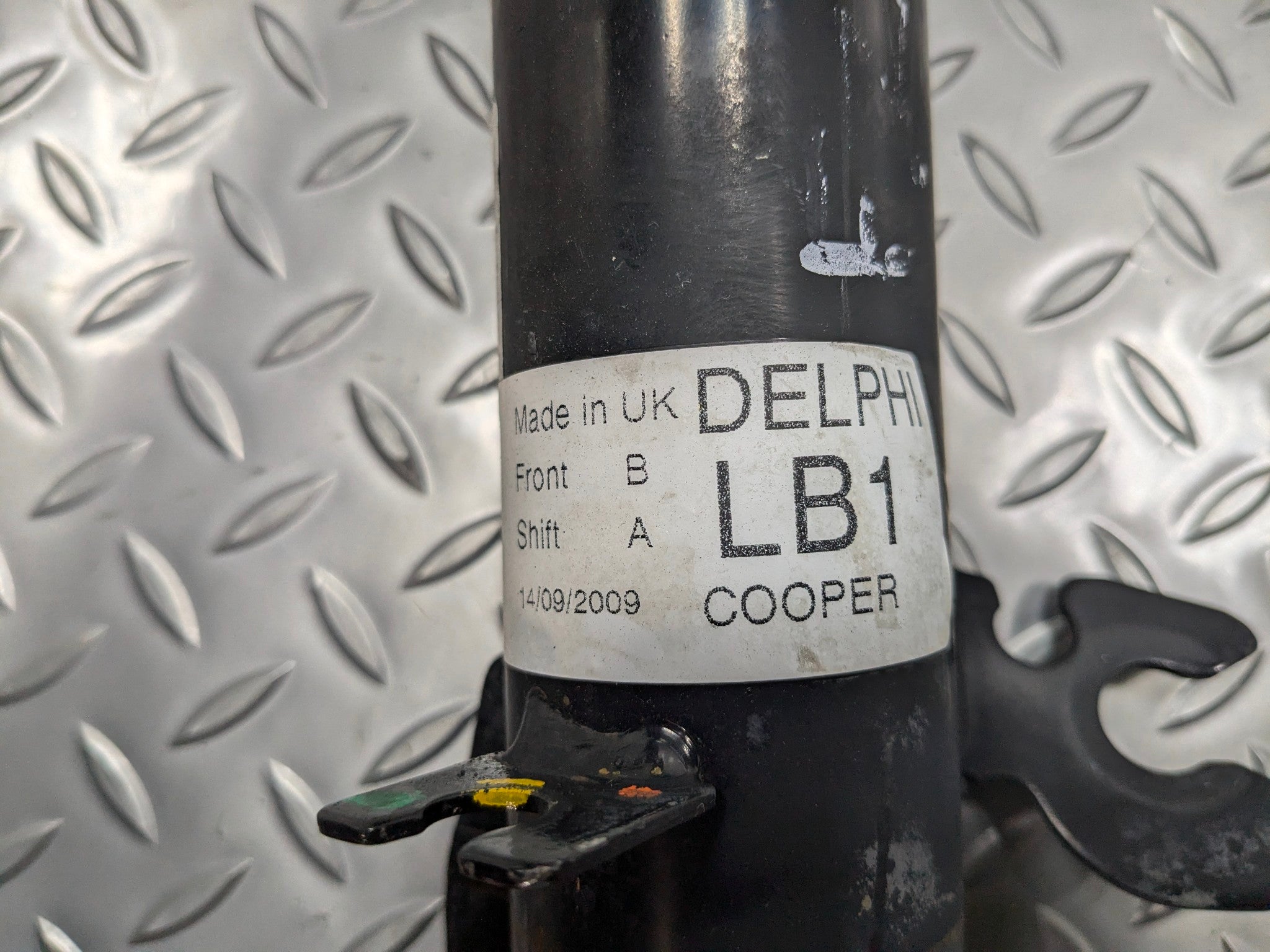 2009 - 2010 OEM MINI COOPER CONVERTIBLE FRONT LEFT AIR SUSPENSION SHOCK STRUT