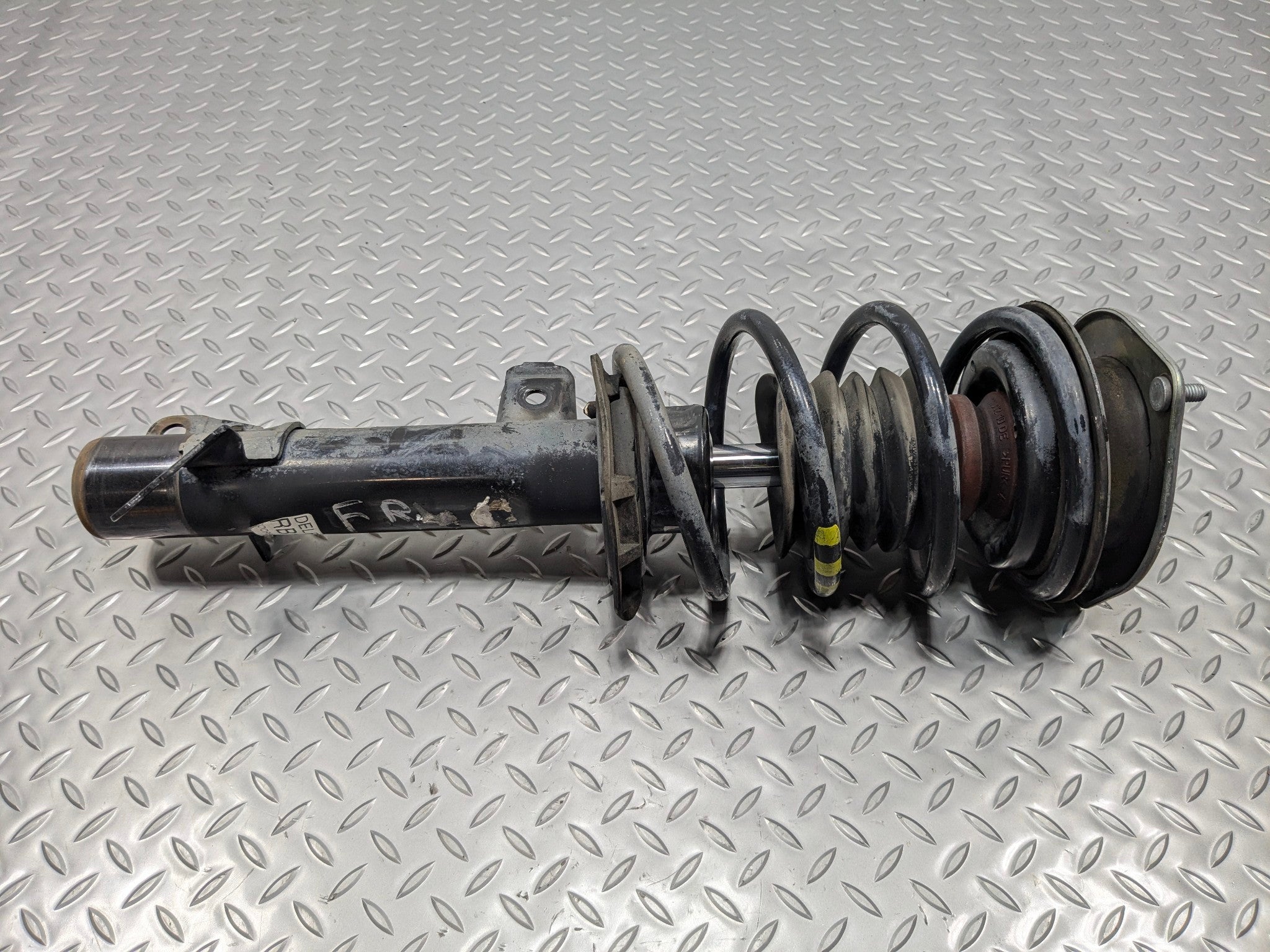 2009 - 2010 OEM MINI COOPER CONVERTIBLE FRONT RIGHT AIR SUSPENSION SHOCK STRUT