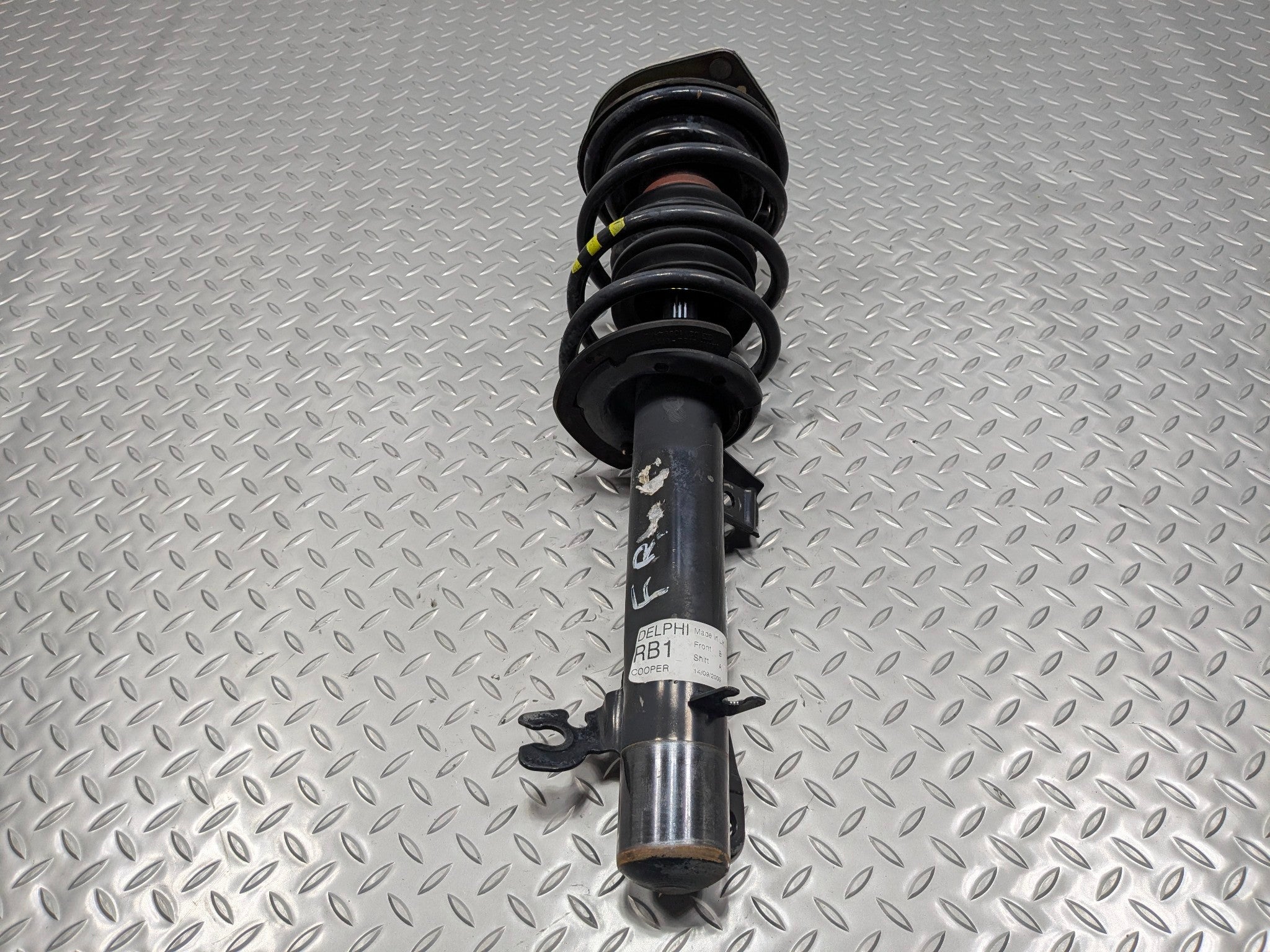 2009 - 2010 OEM MINI COOPER CONVERTIBLE FRONT RIGHT AIR SUSPENSION SHOCK STRUT
