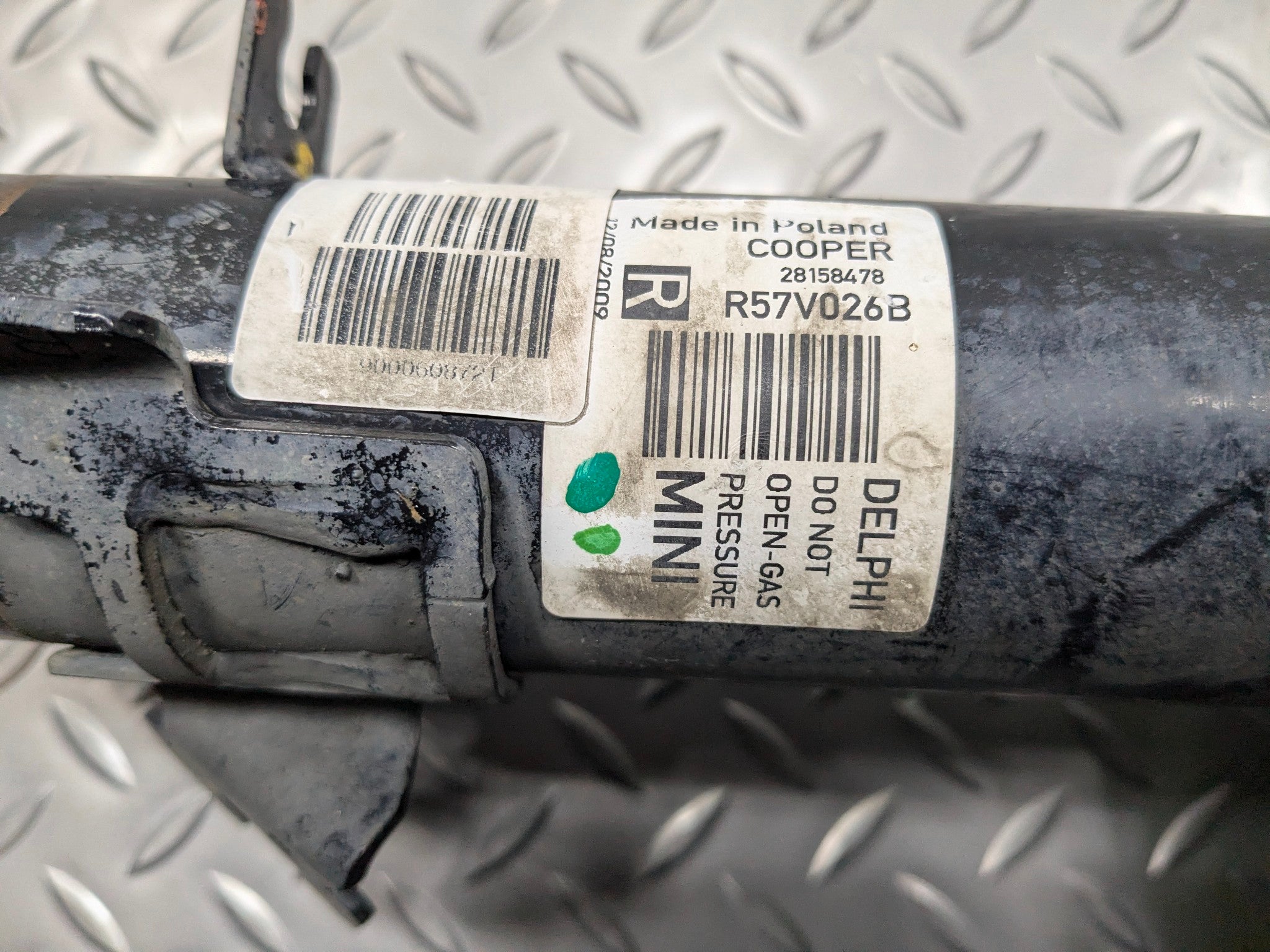 2009 - 2010 OEM MINI COOPER CONVERTIBLE FRONT RIGHT AIR SUSPENSION SHOCK STRUT