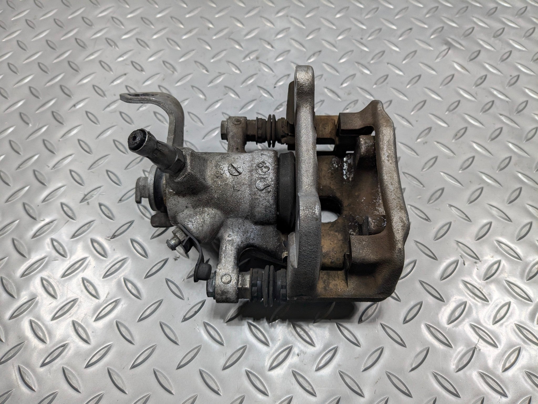 2009 - 2010 OEM MINI COOPER CONVERTIBLE REAR RIGHT PASSENGER SIDE BRAKE CALIPER