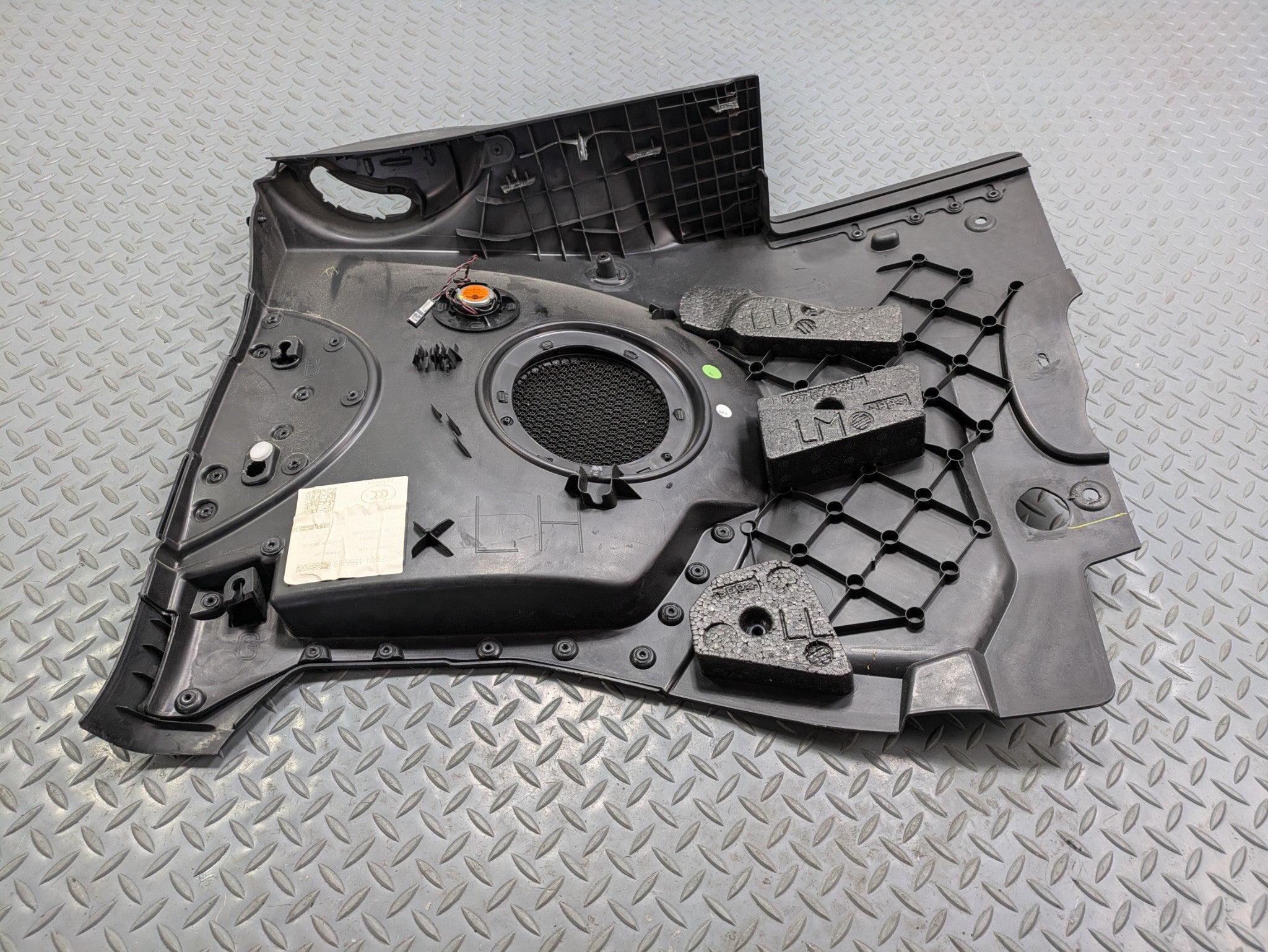 2009 - 2010 OEM MINI COOPER CONVERTIBLE REAR LEFT SIDE QUARTER DOOR TRIM PANEL