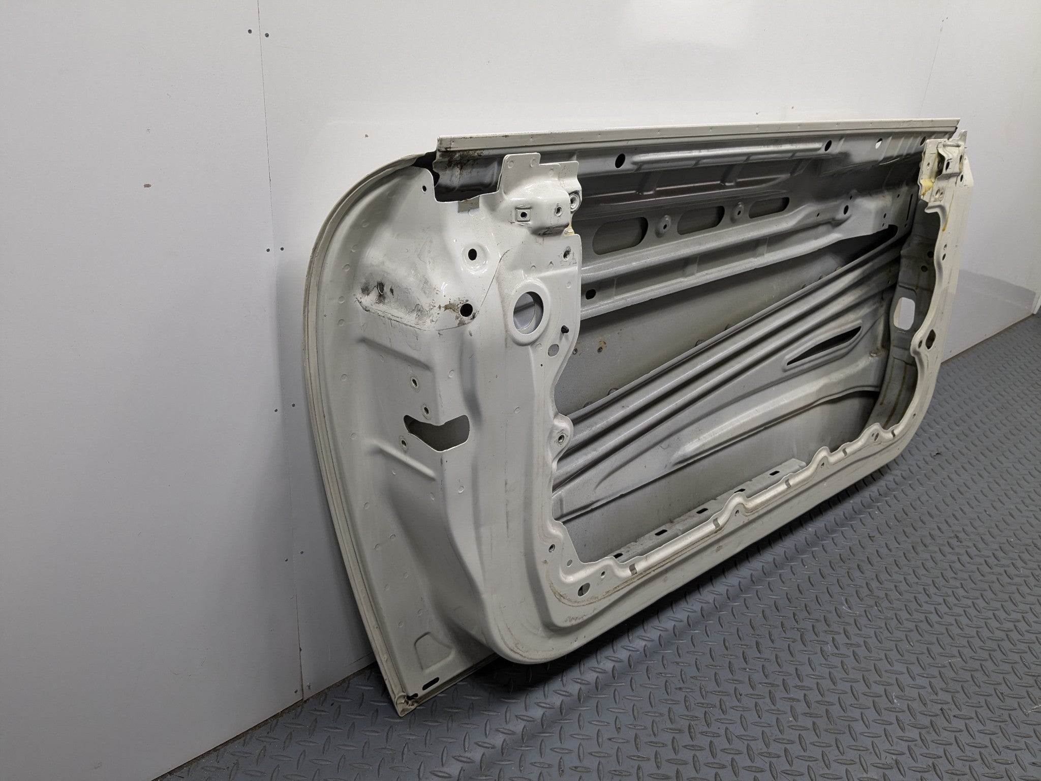 2009 - 2010 OEM MINI COOPER CONVERTIBLE FRONT LEFT SIDE DOOR SHELL PANEL