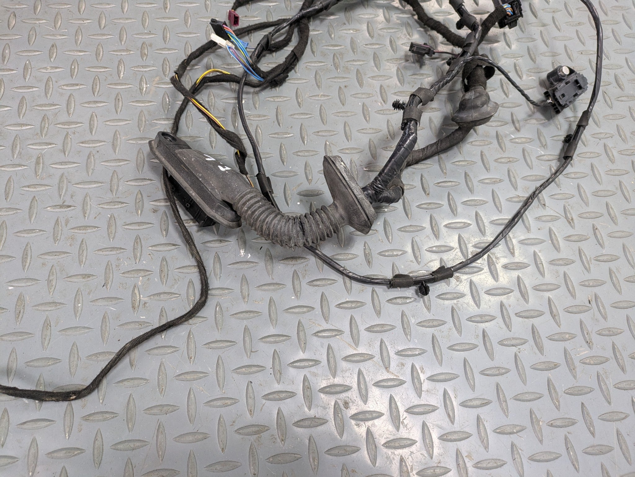 2009 - 2010 OEM MINI COOPER CONVERTIBLE FRONT LEFT DRIVER SIDE DOOR WIRE HARNESS