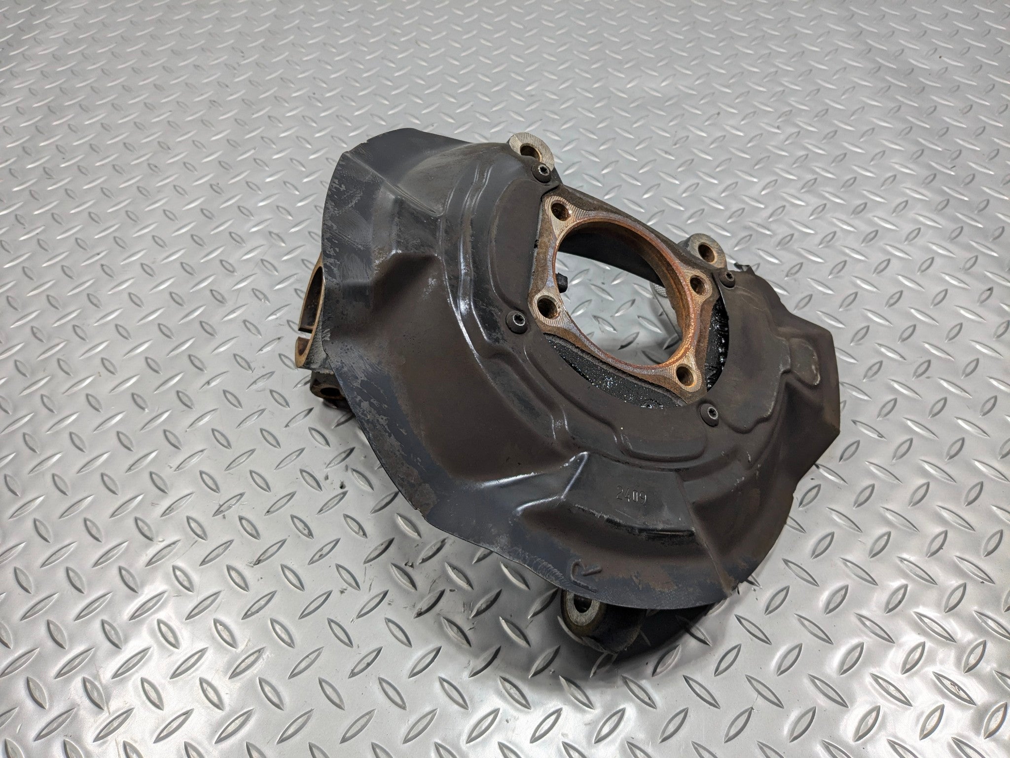 09 - 10 OEM MINI COOPER CONVERTIBLE FRONT RIGHT PASSENGER SIDE SPINDLE KNUCKLE