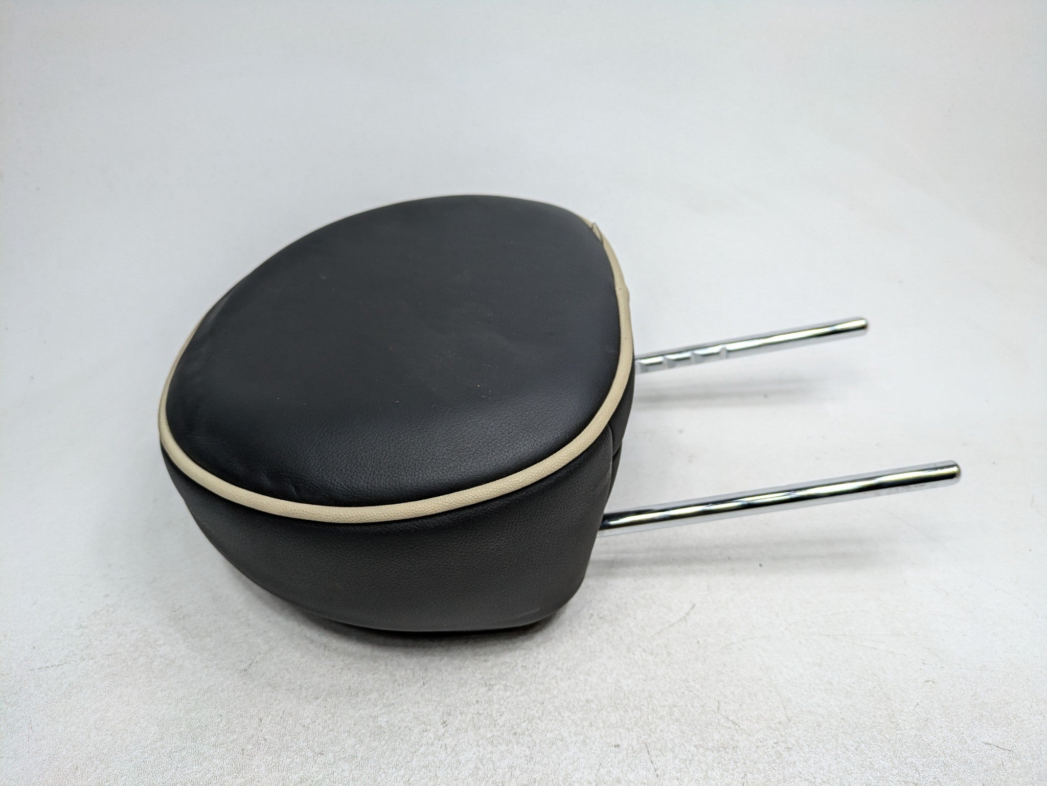 09 - 10 OEM MINI COOPER CONVERTIBLE FRONT RIGHT PASSENGER SIDE HEADREST BLACK