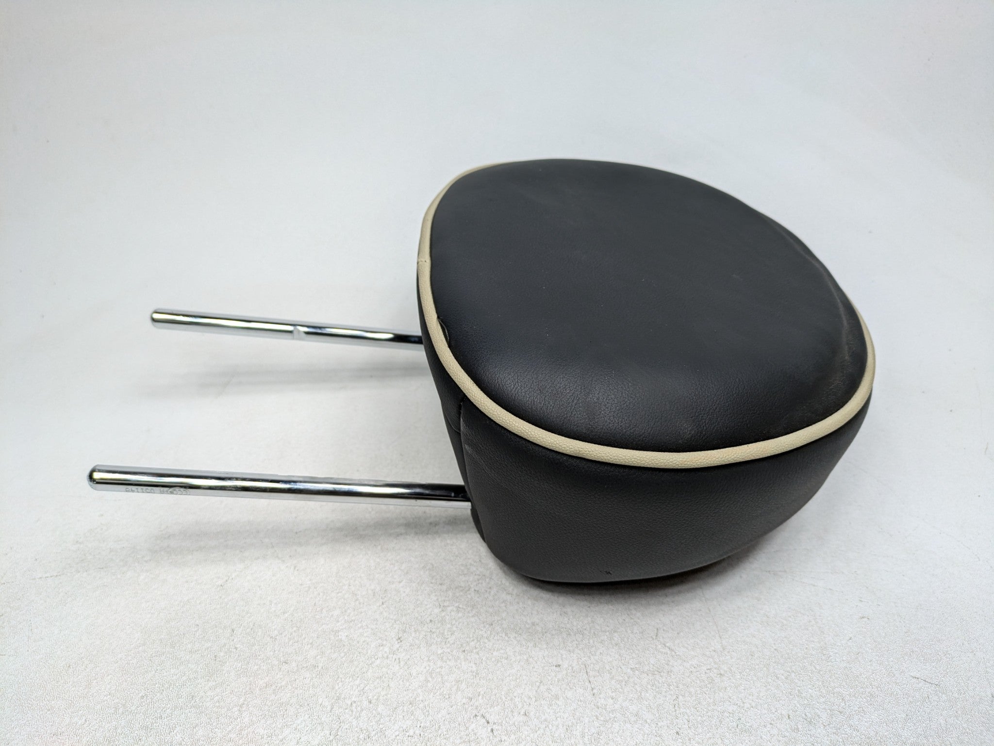 09 - 10 OEM MINI COOPER CONVERTIBLE FRONT RIGHT PASSENGER SIDE HEADREST BLACK