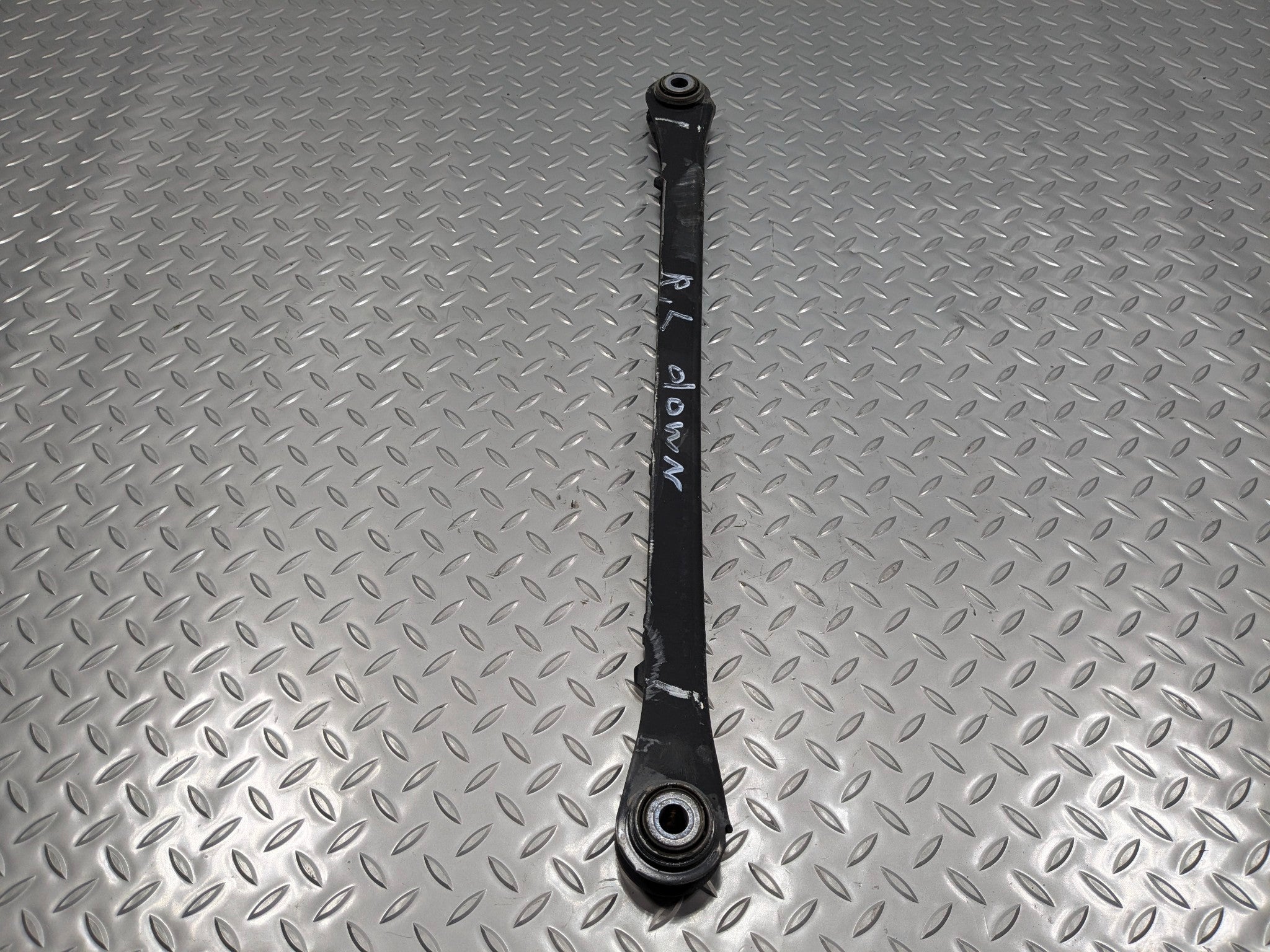 09 - 10 OEM MINI COOPER CONVERTIBLE REAR LEFT SIDE LOWER SUSPENSION CONTROL ARM