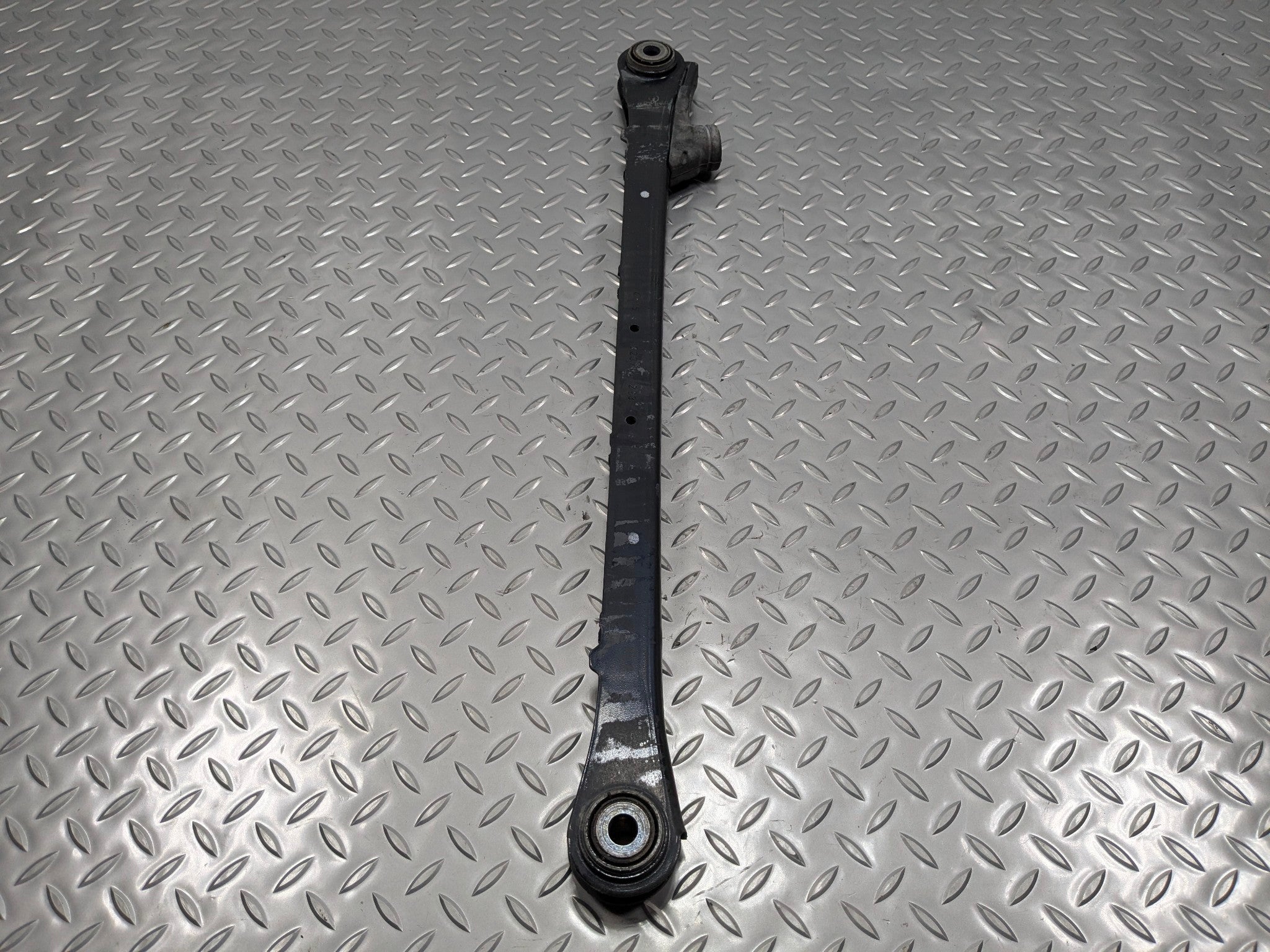 09 - 10 OEM MINI COOPER CONVERTIBLE REAR RIGHT SIDE UPPER SUSPENSION CONTROL ARM