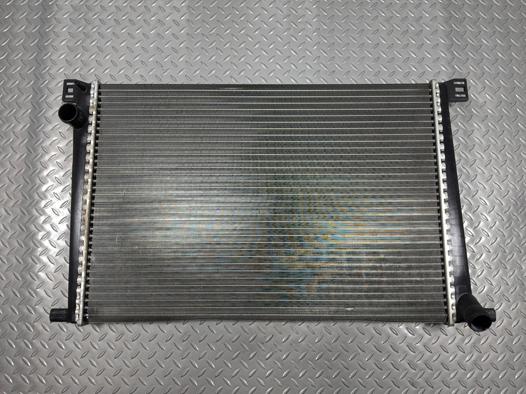 2009 - 2010 OEM MINI COOPER CONVERTIBLE ENGINE COOLANT RADIATOR ASSEMBLY