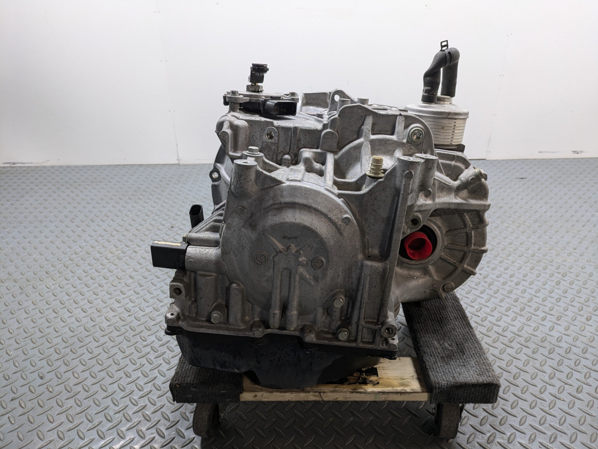 2009 - 2010 OEM MINI COOPER CONVERTIBLE 1.6L AUTOMATIC TRANSMISSION ASSEMBLY